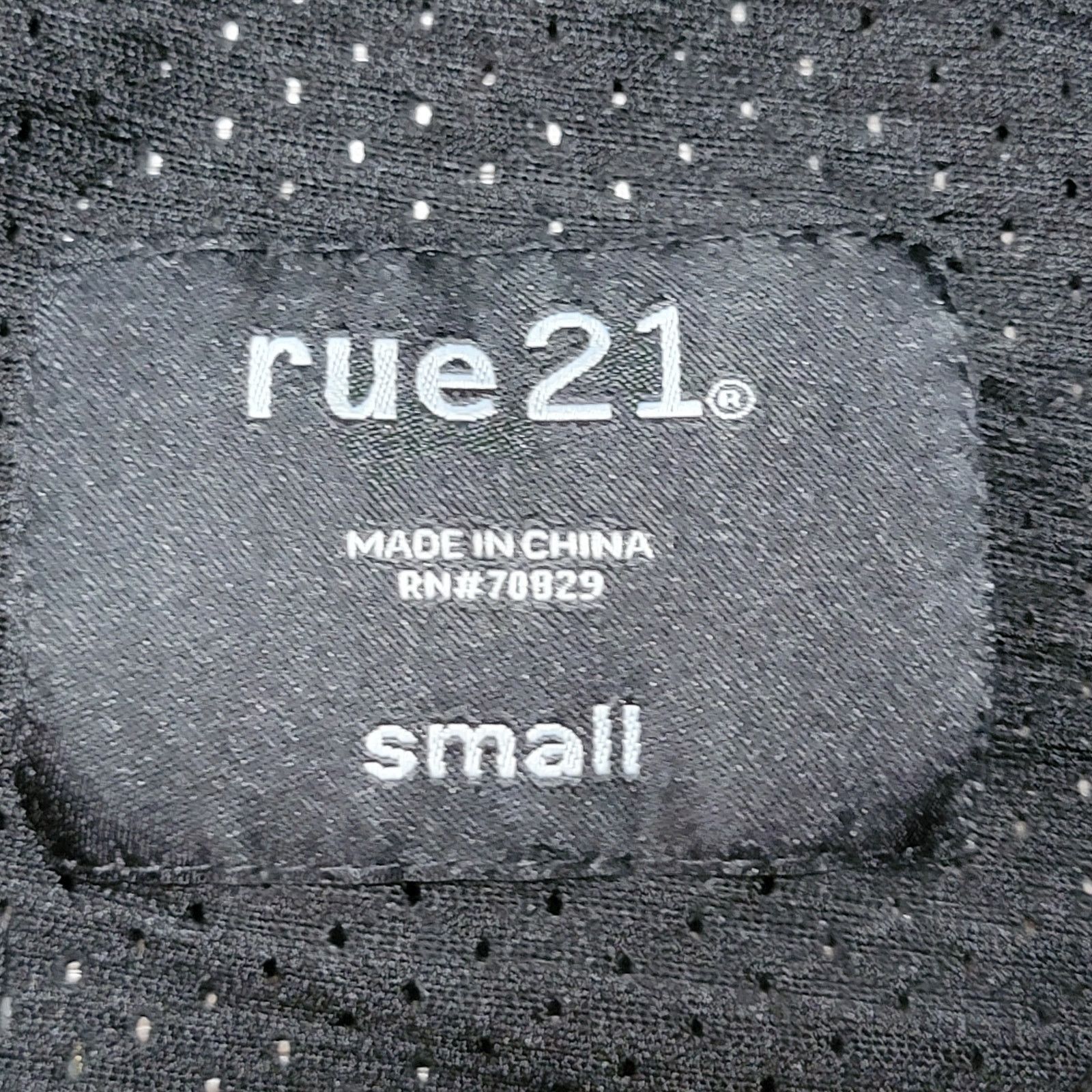 rue21 Rue 21 Unisex Mesh Full Button Top w/ "Rebel" Graffiti - Sm Size S / US 4 / IT 40 - 5 Thumbnail