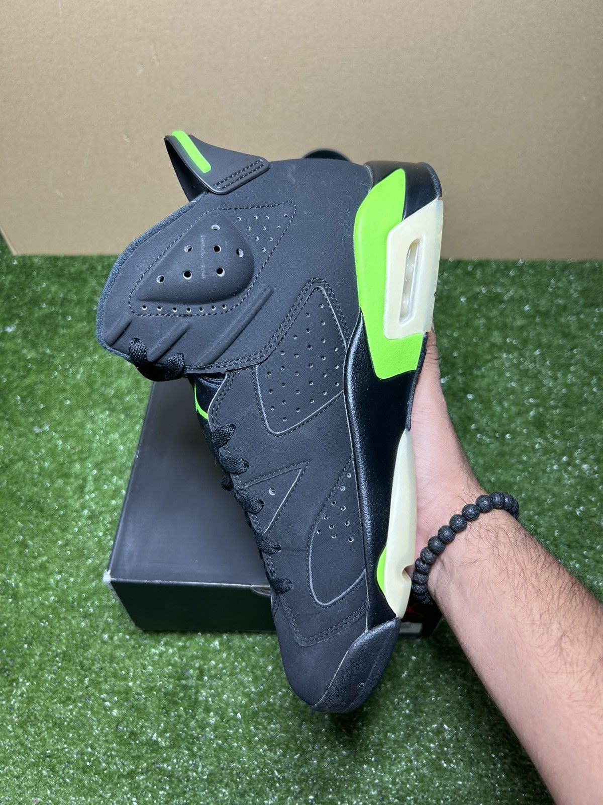 Jordan Brand Jordan 6 electric green Size US 9 / EU 42 - 7 Thumbnail