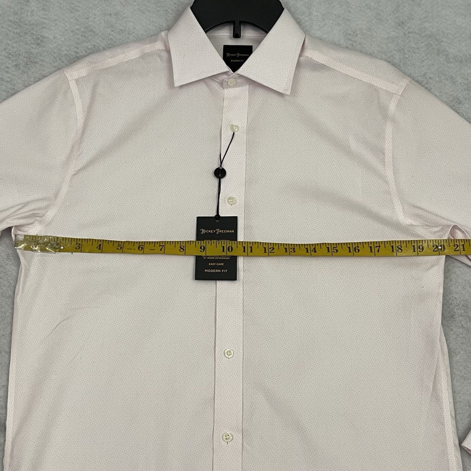 Hickey Freeman Hickey Freeman Dress Shirt Mens 15 32/33 Pink Modern Fit Size US M / EU 48-50 / 2 - 5 Thumbnail