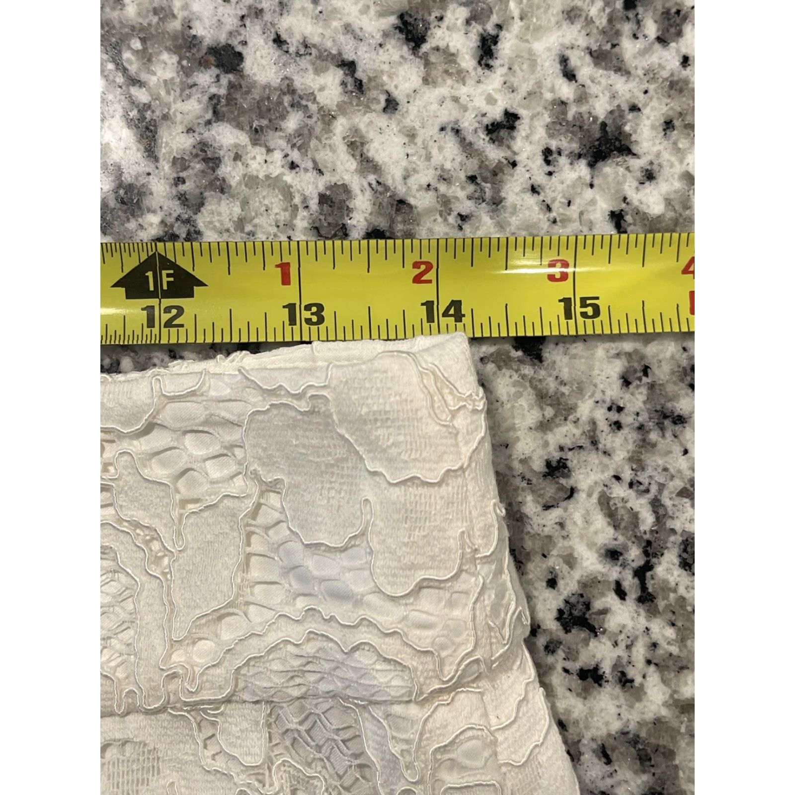 Vintage Kate Spade White Floral Lace Overlay A-Line Knee Length Skirt sz 4 Women's Skirt White Floral Lace Overlay A-Line Knee Length 4 Womens Kate Spade Size 27" / US 4 / IT 40 - 7 Thumbnail