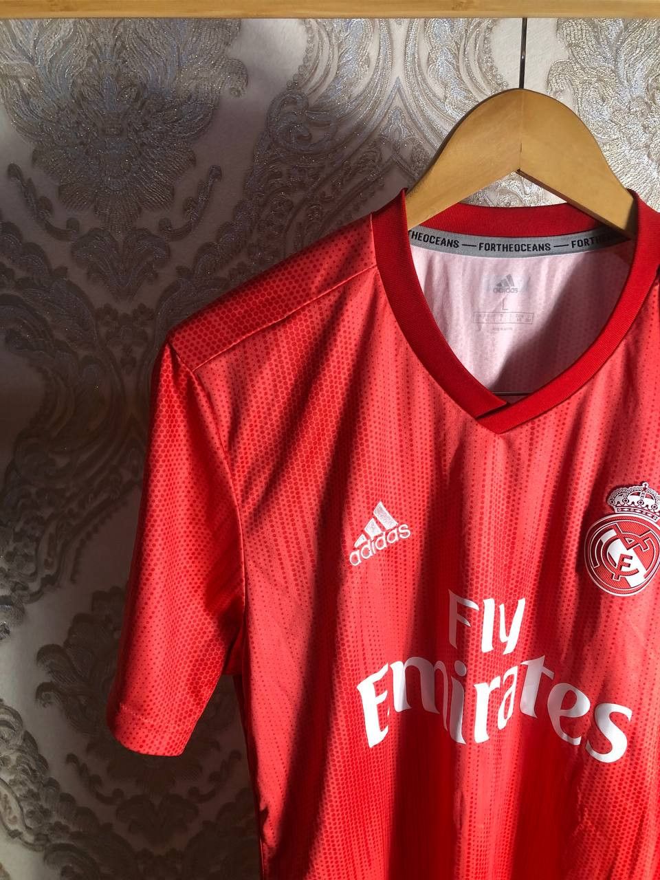 Adidas Vintage Adidas FC Real Madrid Spain Soccer Jersey Retro Y2K Size US L / EU 52-54 / 3 - 3 Thumbnail