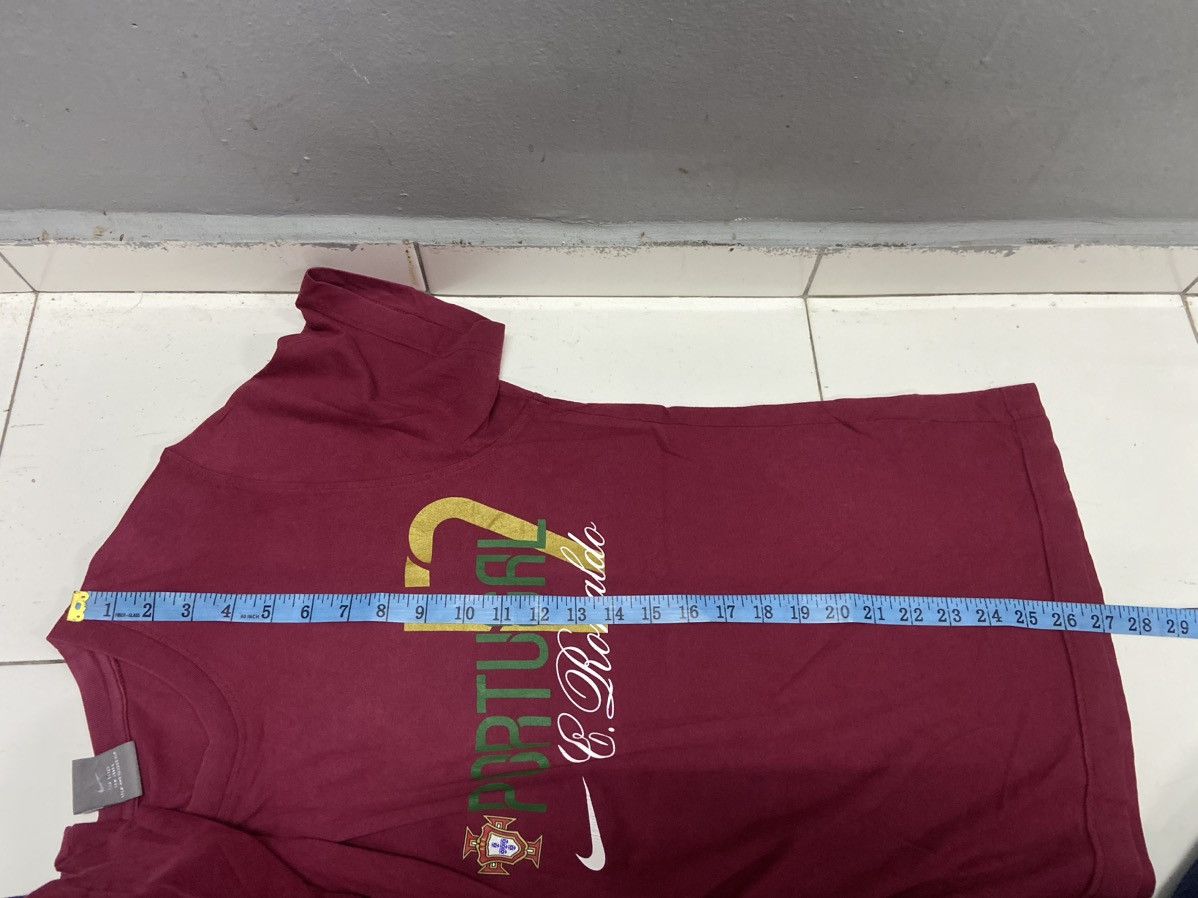 Nike NIKE CRISTIANO RONALDO 17 PORTUGAL 2003/04 TEE Size US M / EU 48-50 / 2 - 19 Thumbnail