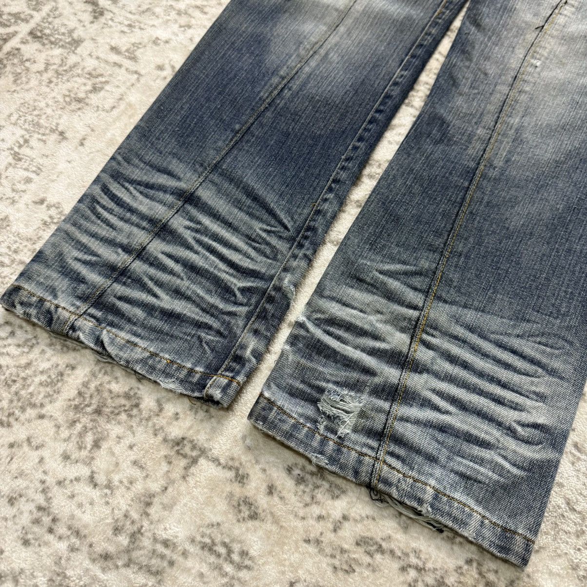 Red Monkey 2000s Techno Japan Embroidery Che Guevara Fade Wash Jeans Size US 29 - 11 Thumbnail
