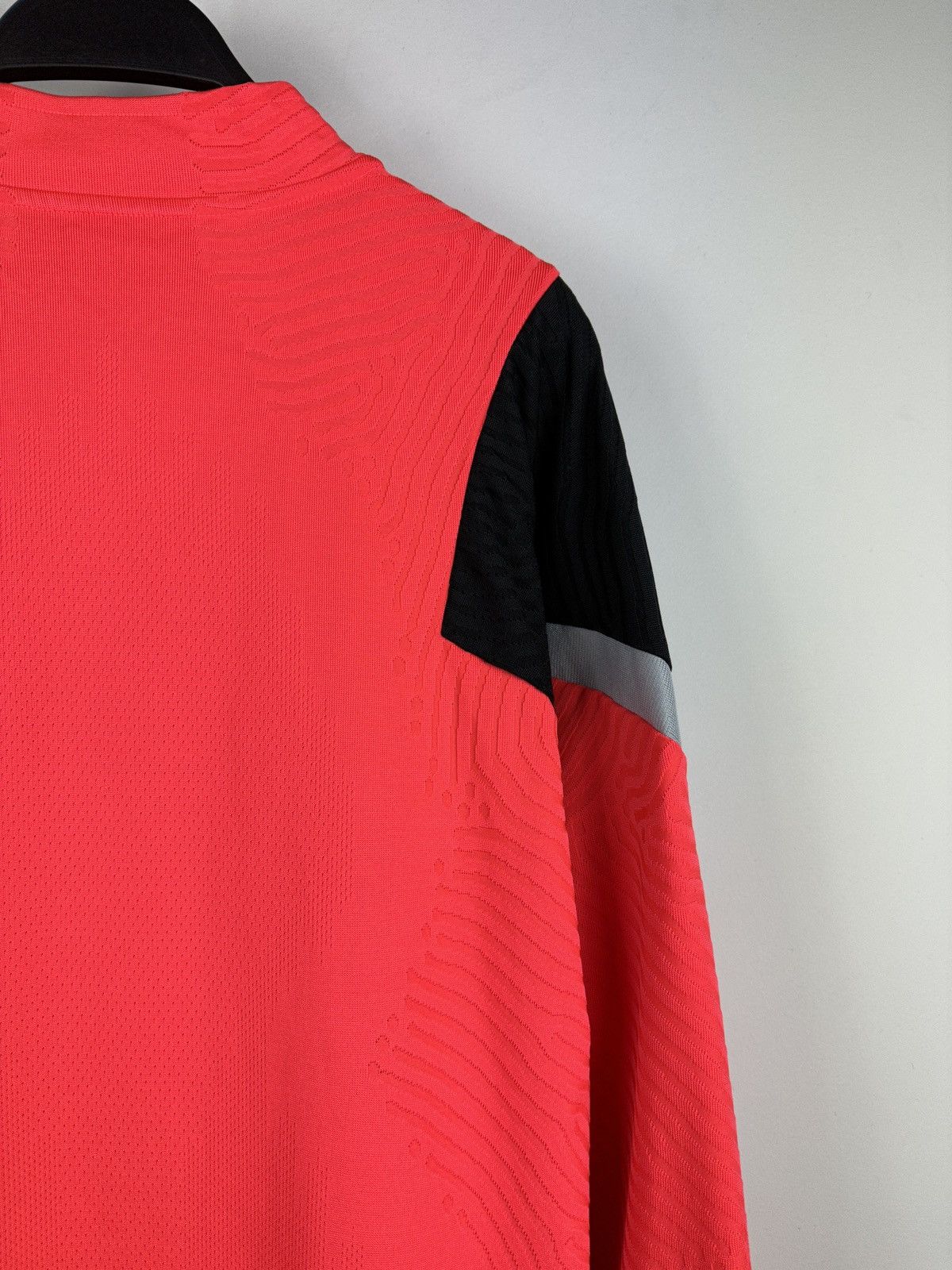 Nike Nike Liverpool F.C Away Long Sleeve Soccer Jersey Size US XL / EU 56 / 4 - 15 Thumbnail