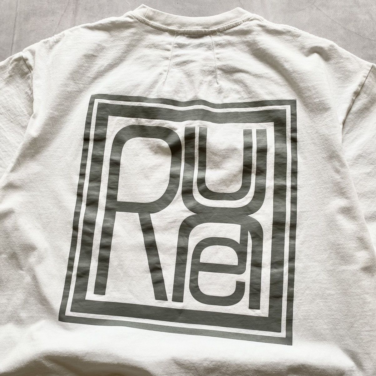Designer × Japanese Brand × Rhude Y2K Rhude White Square Big Logo T-Shirt Tee Shirt japan Size US L / EU 52-54 / 3 - 4 Thumbnail