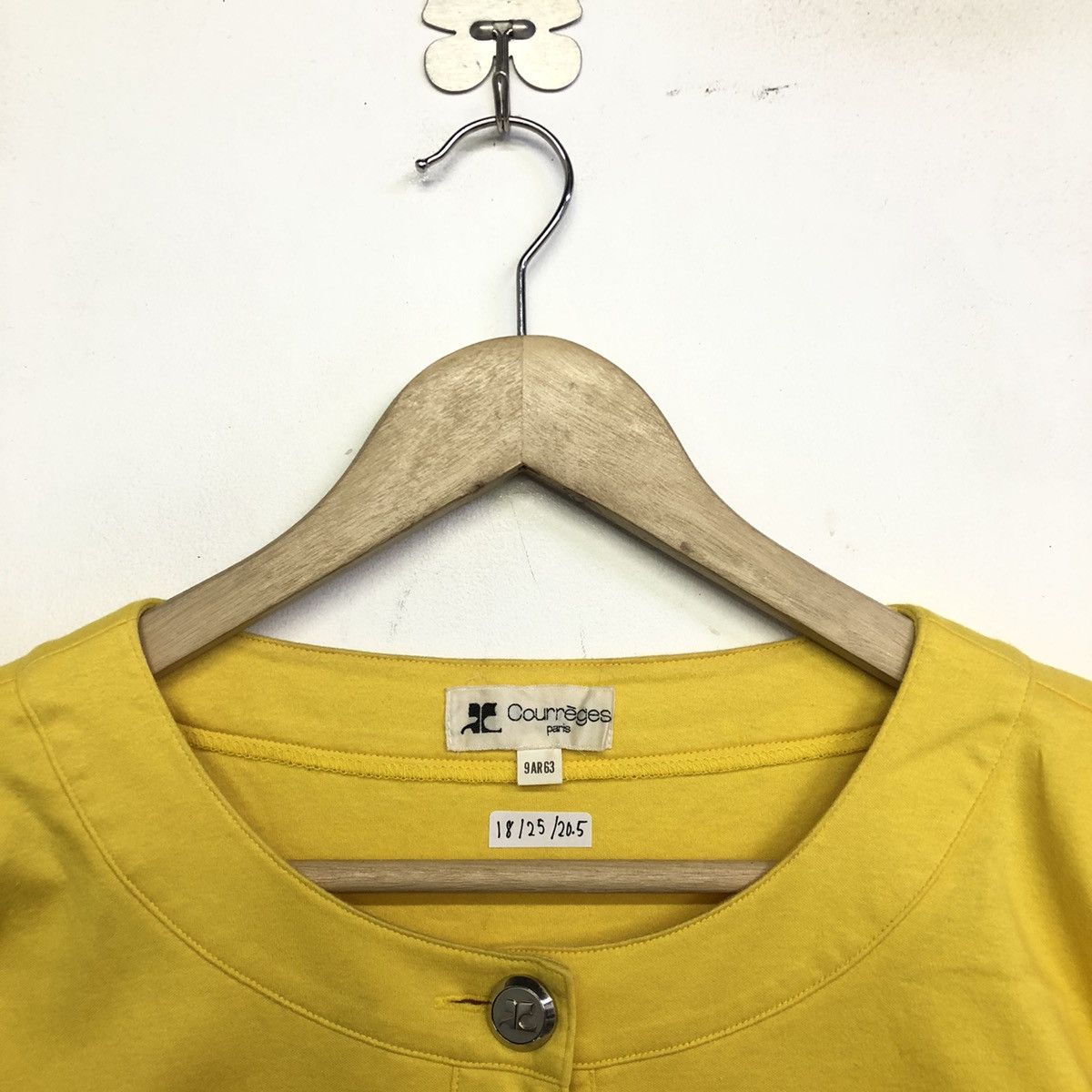 Courreges Vintage Courreges Paris Women Long Sleeve Button Logo Shirt Size S / US 4 / IT 40 - 4 Thumbnail