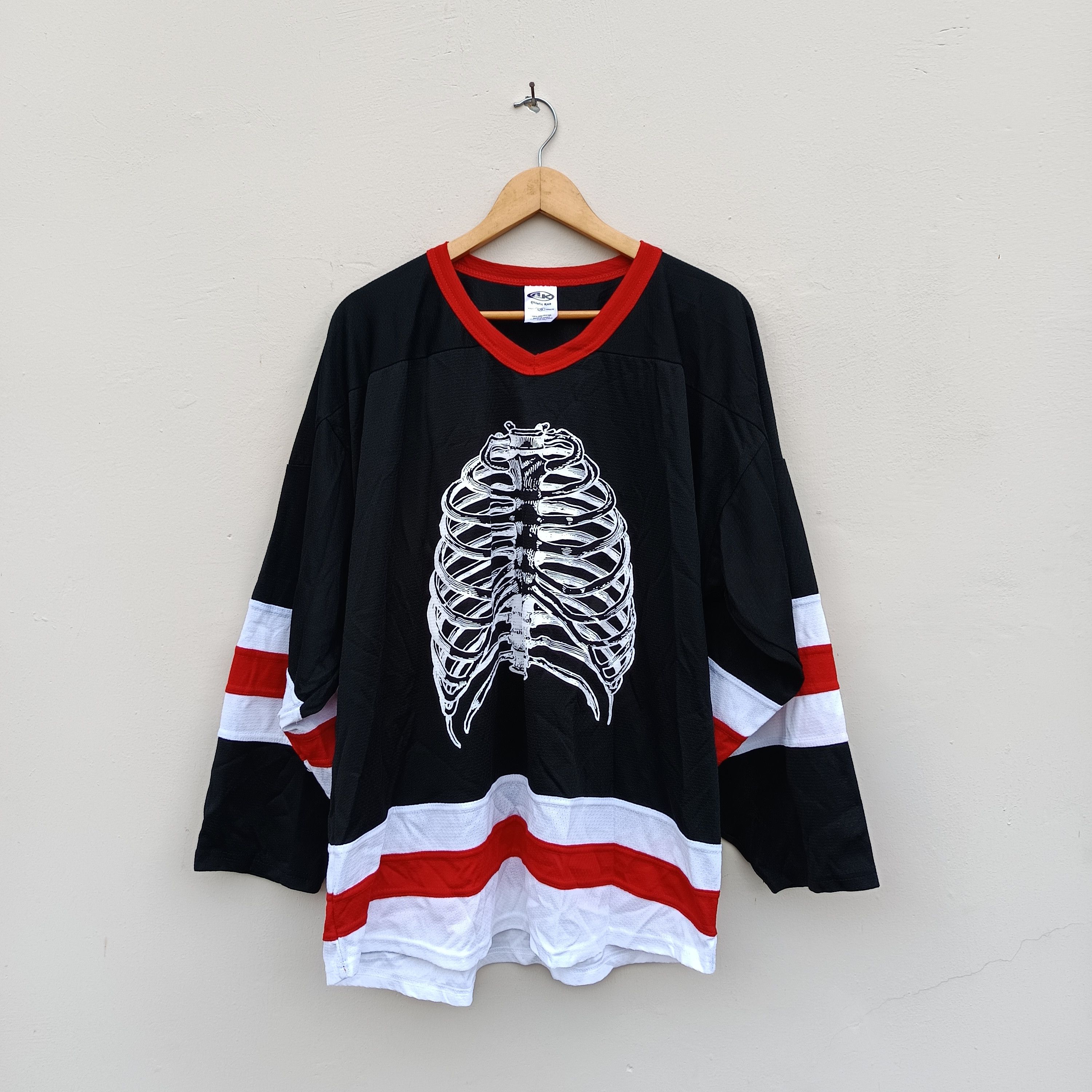Pleasures Ribs Hockey Jersey in Black | REVOLVE