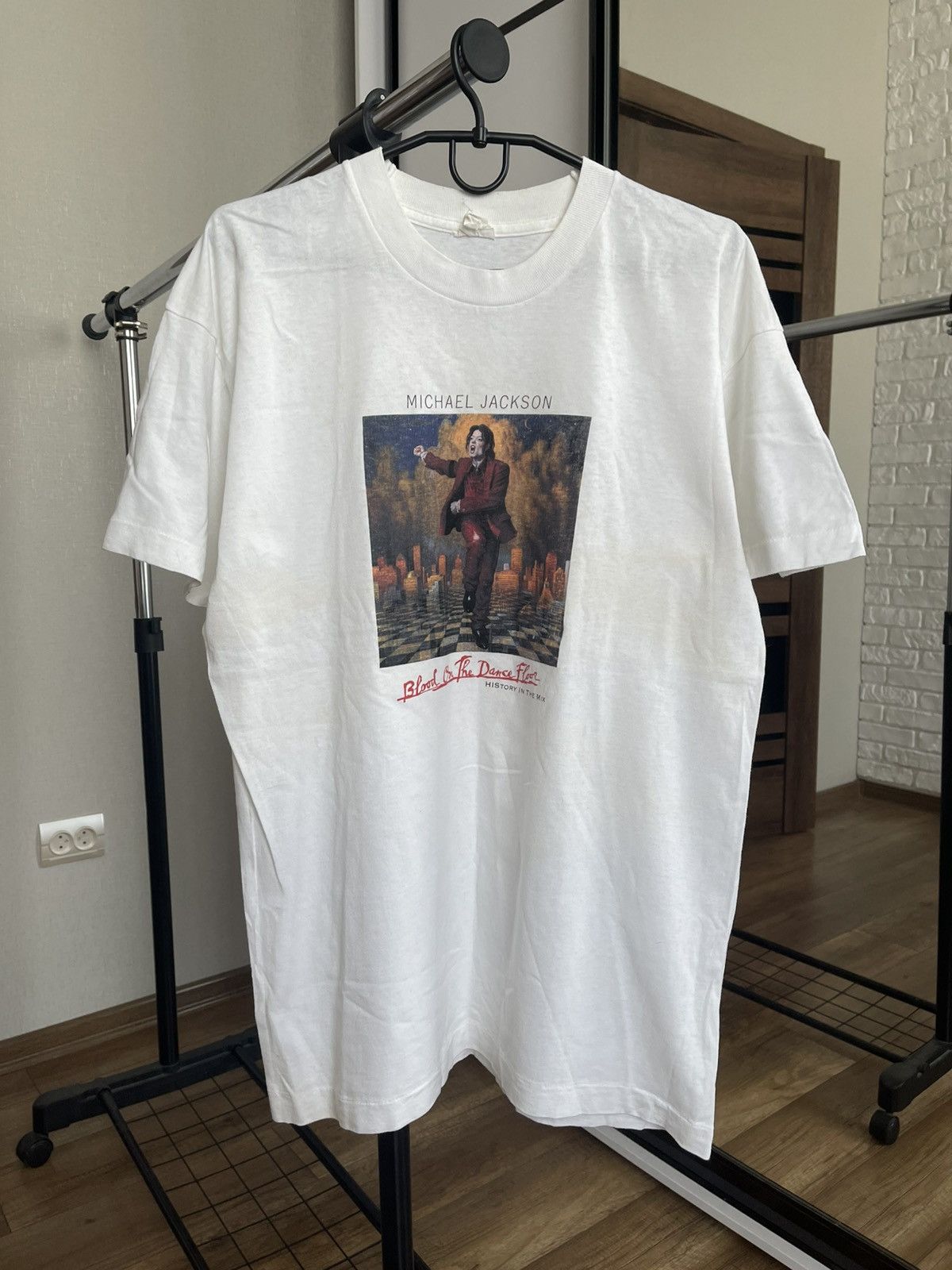 Michael Jackson Michael Jackson Blood On The Dance Floor Vintage T-Shirt 90s Size US L / EU 52-54 / 3 - 3 Thumbnail