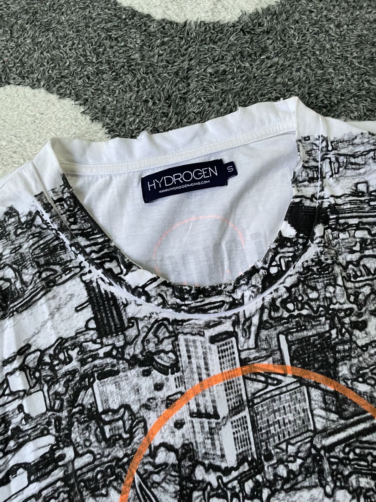 HYDROGEN HYDROGEN ITALY SKULL CITY TEe Size US M / EU 48-50 / 2 - 5 Thumbnail