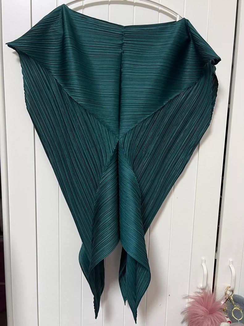 Issey Miyake Issey Miyake size:one size Blue-green pleated short-sleeve Size XS / US 0-2 / IT 36-38 - 1 Thumbnail