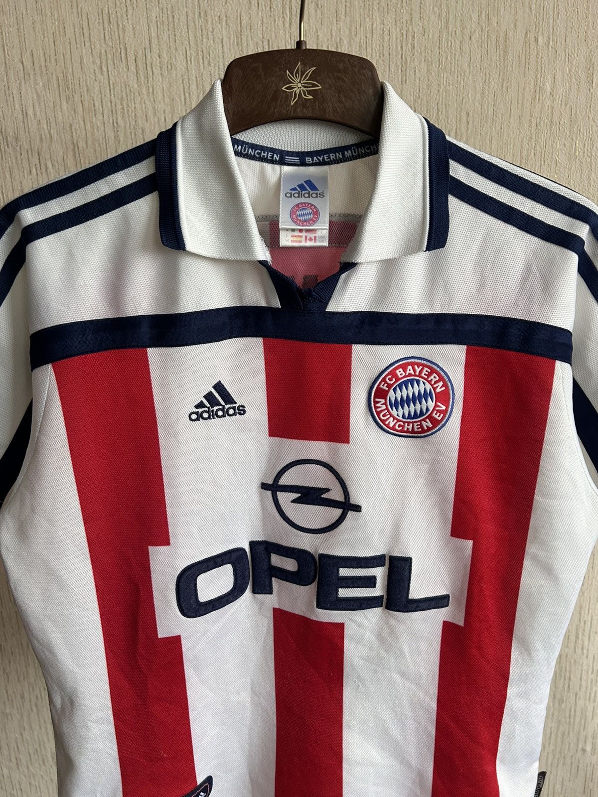 Adidas × Vintage Adidas Bayern Munich Pizarro 2001/02 Home Jersey Size US XS / EU 42 / 0 - 2 Thumbnail