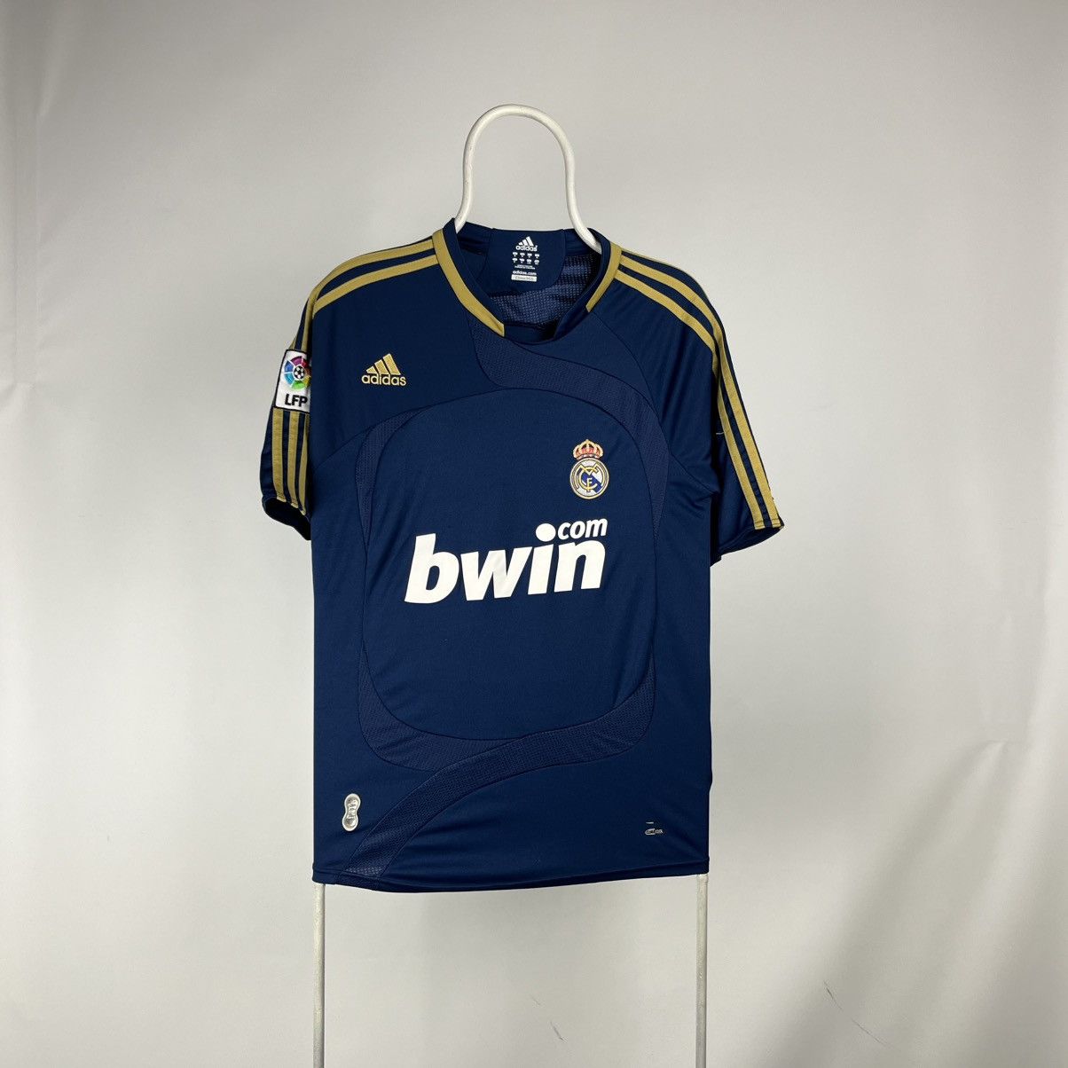 Adidas Real Madrid Away Football Shirt 2007/08 Medium Adidas Size US M / EU 48-50 / 2 - 1 Thumbnail