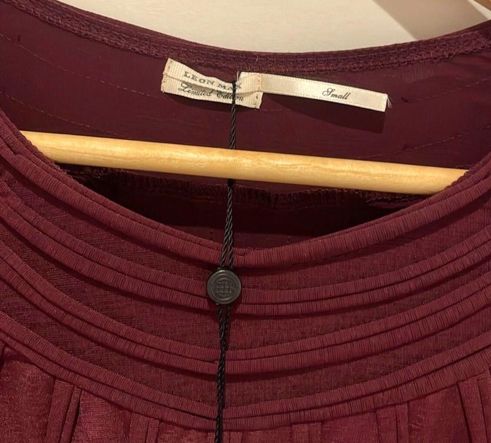 Designer Leon Max Limited Edition Burgundy Ribbed Knit Dress, Large Size L / US 10 / IT 46 - 5 Thumbnail