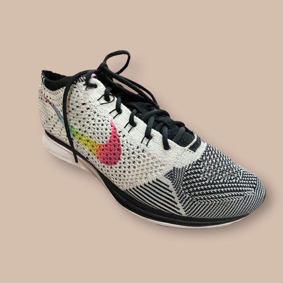 Nike Nike Flyknit Racer ‘BETRUE' Size US 10 / EU 43 - 6 Thumbnail