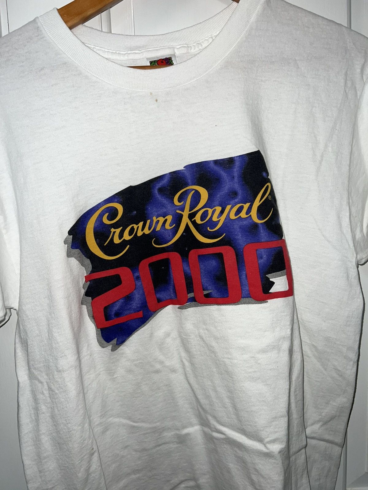 Vintage CROWN ROYAL VINTAGE 2000 T-SHIRT Size US L / EU 52-54 / 3 - 2 Thumbnail