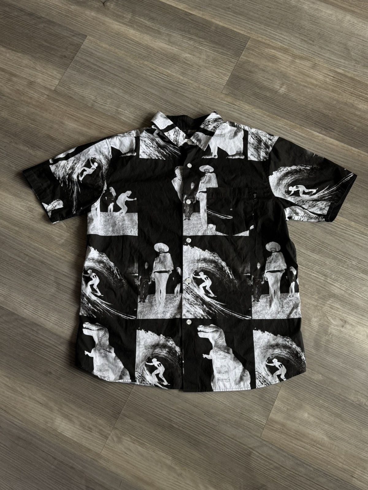 Stussy Stussy - black and white surf shirt Size US S / EU 44-46 / 1 - 2 Thumbnail