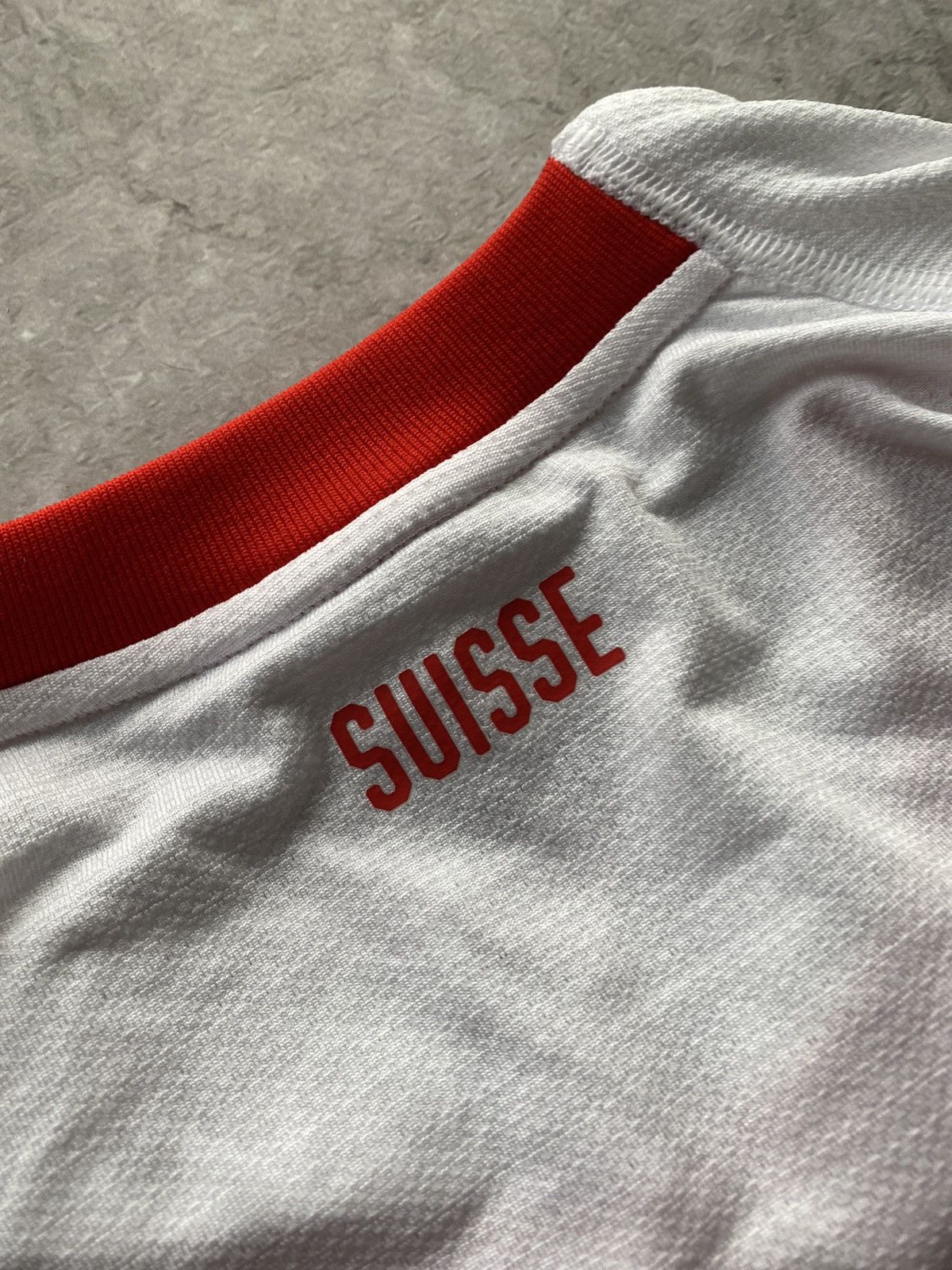 Puma Puma Switzerland Team 2018/19 #16 WUEST Away Soccer Jersey Size US M / EU 48-50 / 2 - 19 Thumbnail