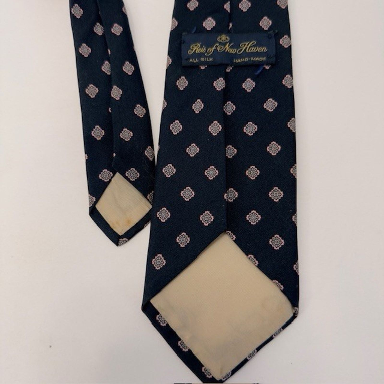 Other Reis of New Haven Men's VINTAGE 100% Silk Tie Handmade BLK Size ONE SIZE - 2 Thumbnail