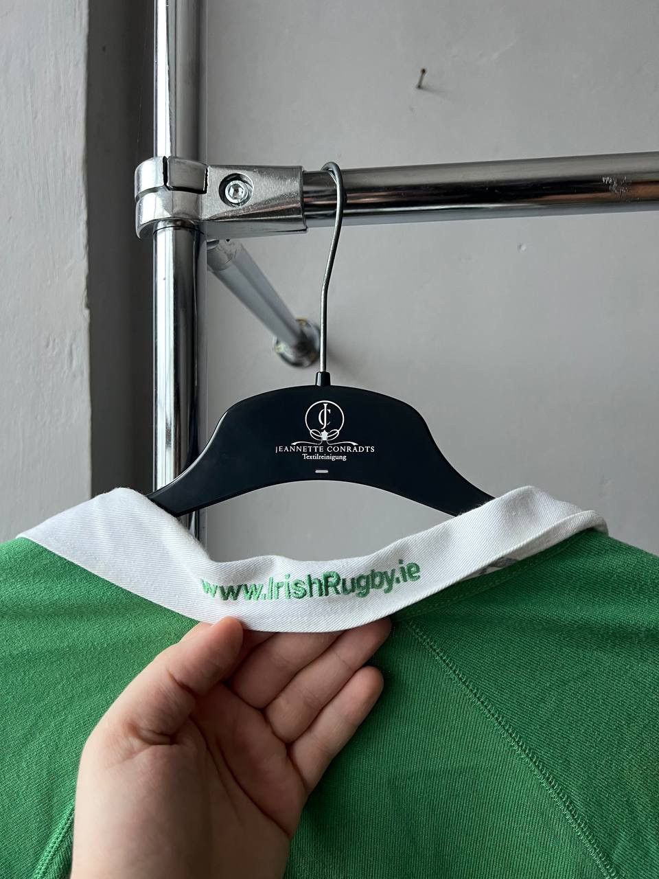 Canterbury of New Zealand 2004/05 IRELAND TEAM RUGBY UNION RARECANTERBURY SHIRT JERSEY Size US M / EU 48-50 / 2 - 13 Thumbnail