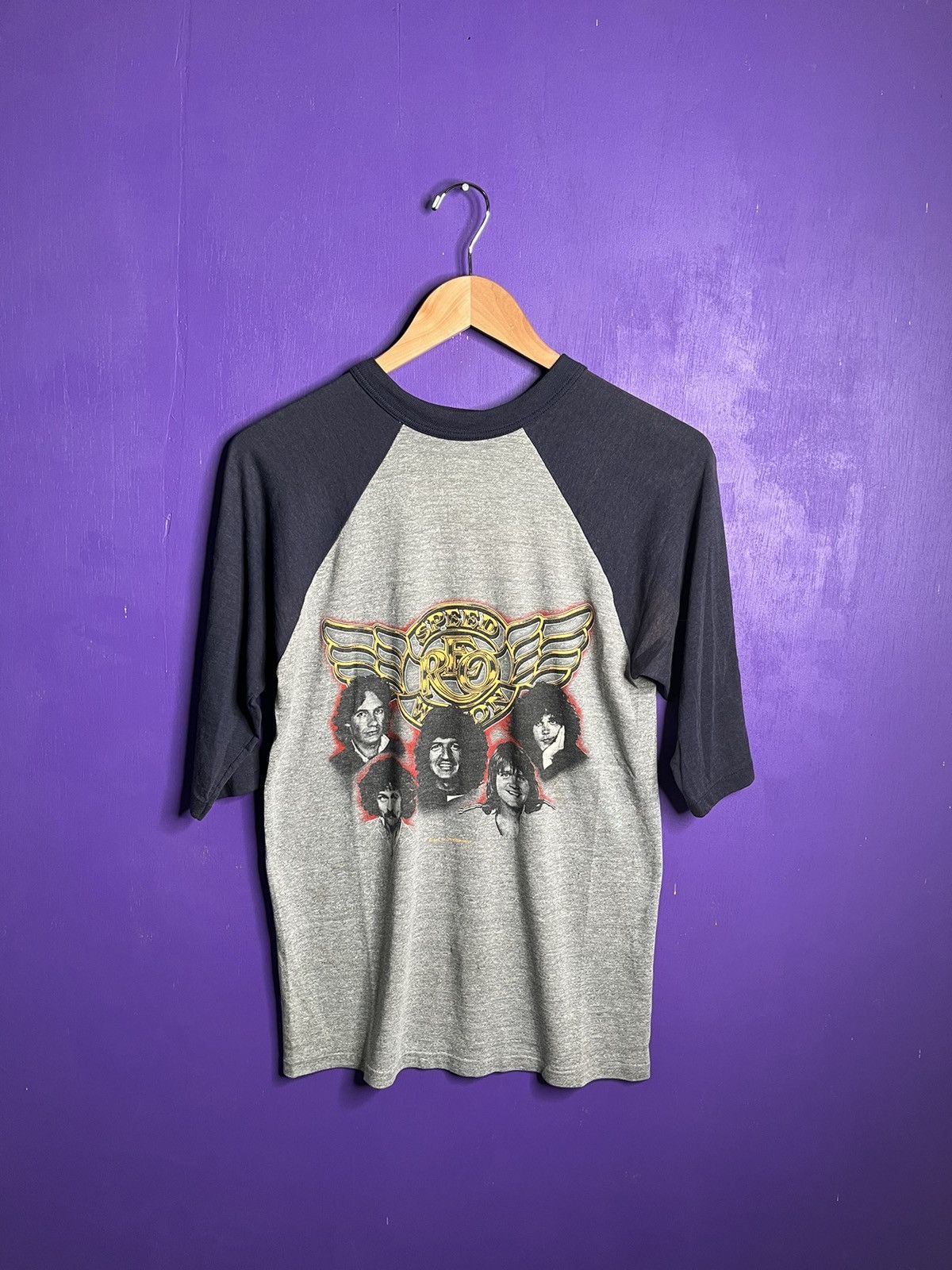Band Tees × Vintage Vintage 1982 REO Speedwagon tour raglan t-shirt Size US M / EU 48-50 / 2 - 1 Thumbnail