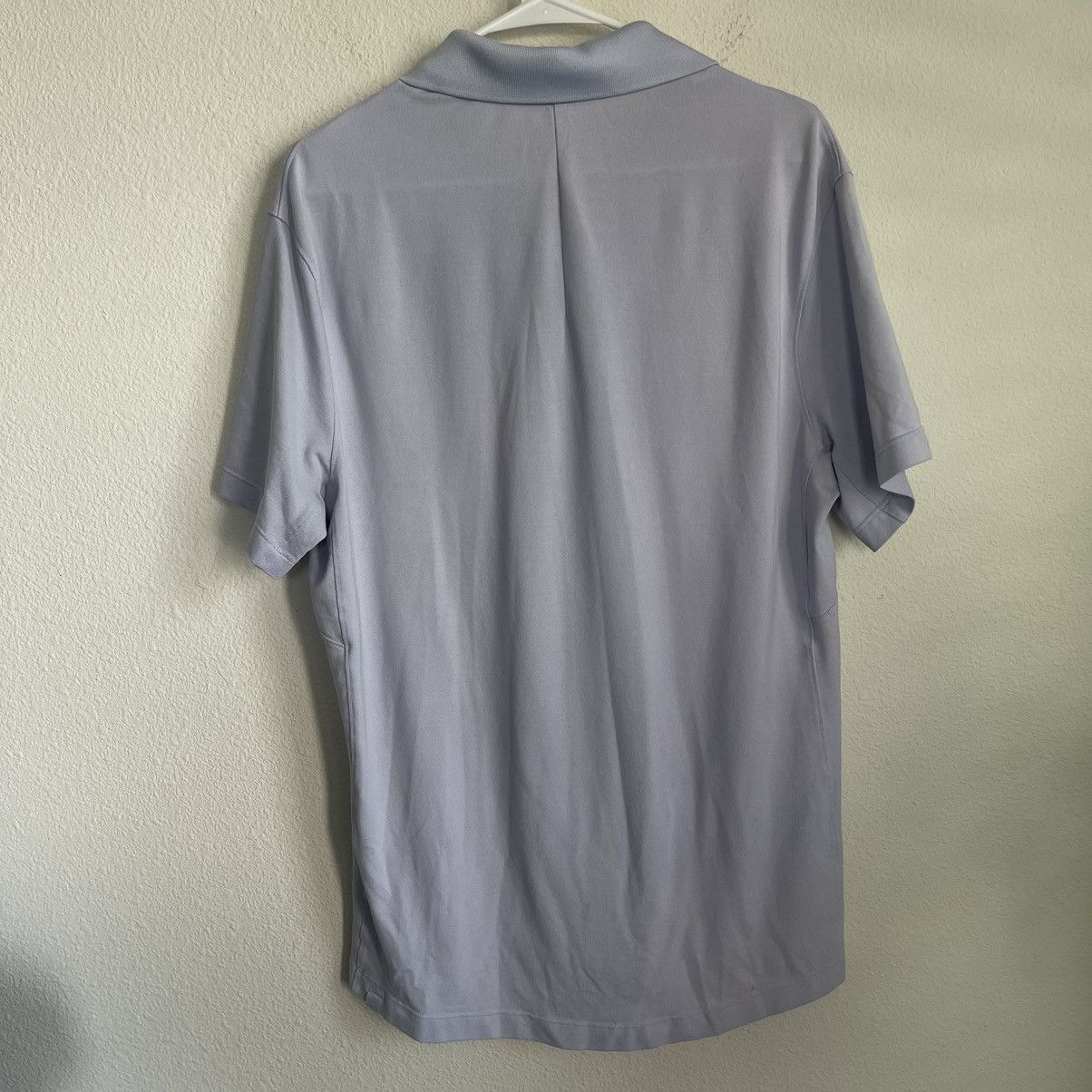 Lululemon Lululemon Short Sleeve Light Purple Casual Golf Polo Size US L / EU 52-54 / 3 - 6 Thumbnail