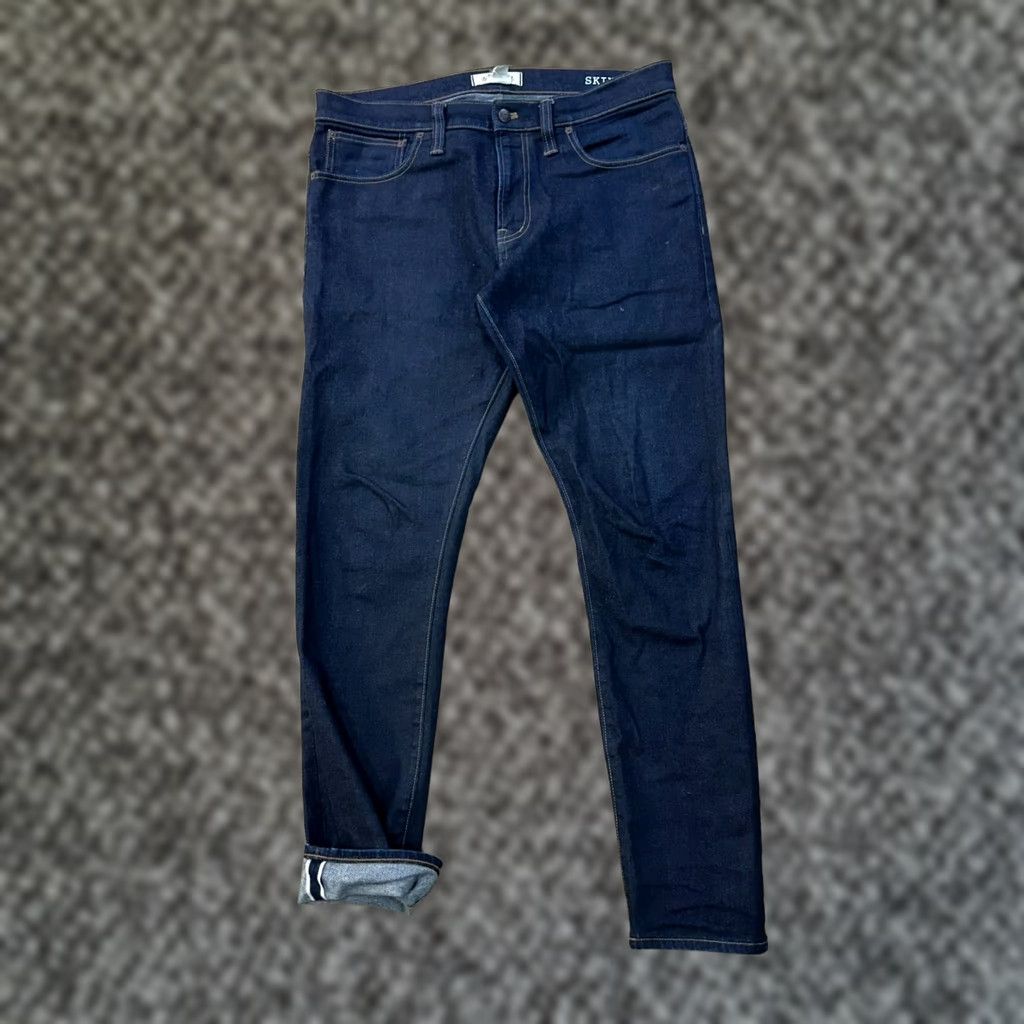 Madewell Madewell Jeans Mens 36x32 Blue Selvedge Skinny Dark Wash Stretch Denim MA260 Jeans Slim 5-Pocket Mens Regular Blue 32in Inseam Skinny MA260 Size US 36 / EU 52 - 1 Thumbnail