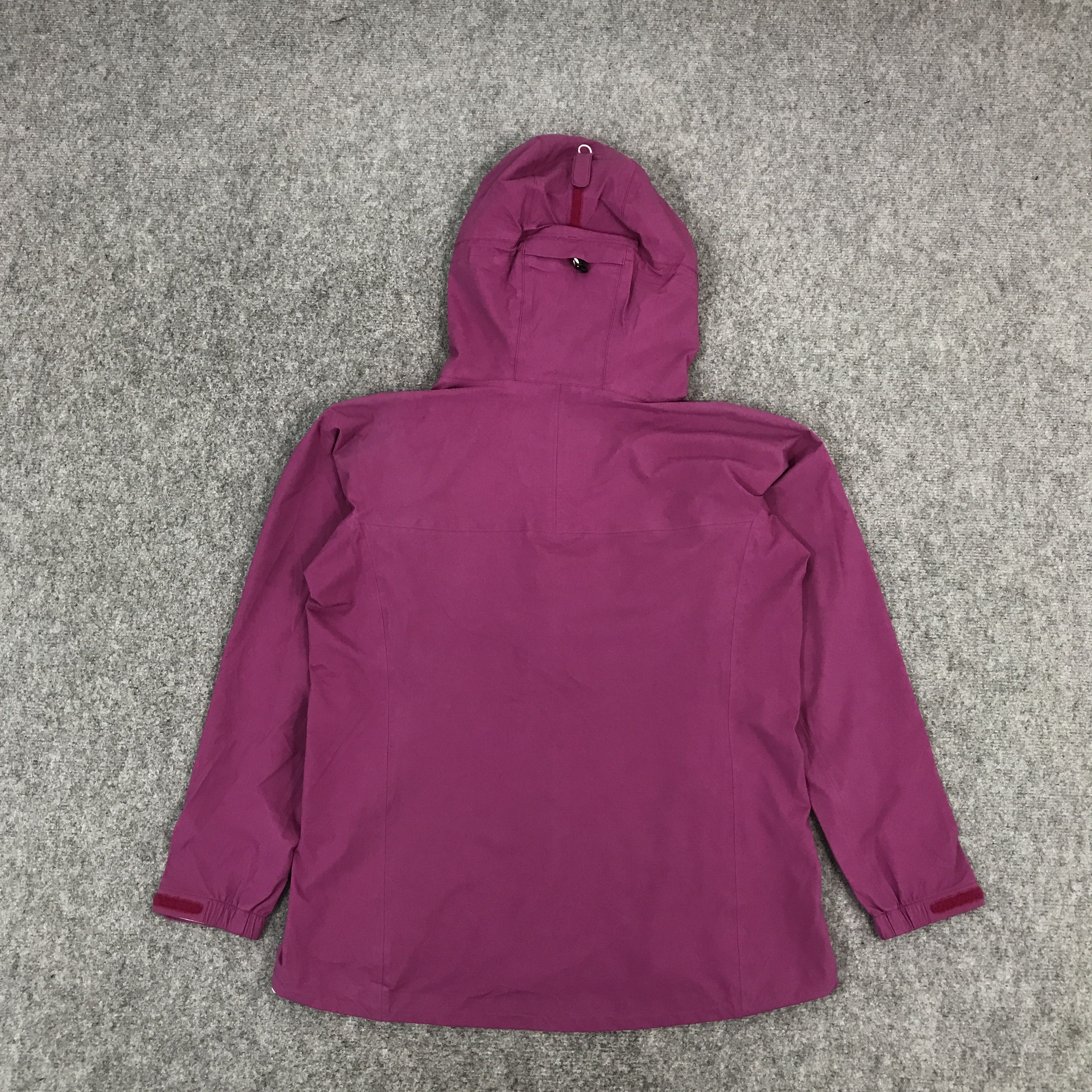 Japanese Brand MILLET OUTDOOR WATERPROOF DESIGN JACKET Size US L / EU 52-54 / 3 - 2 Thumbnail