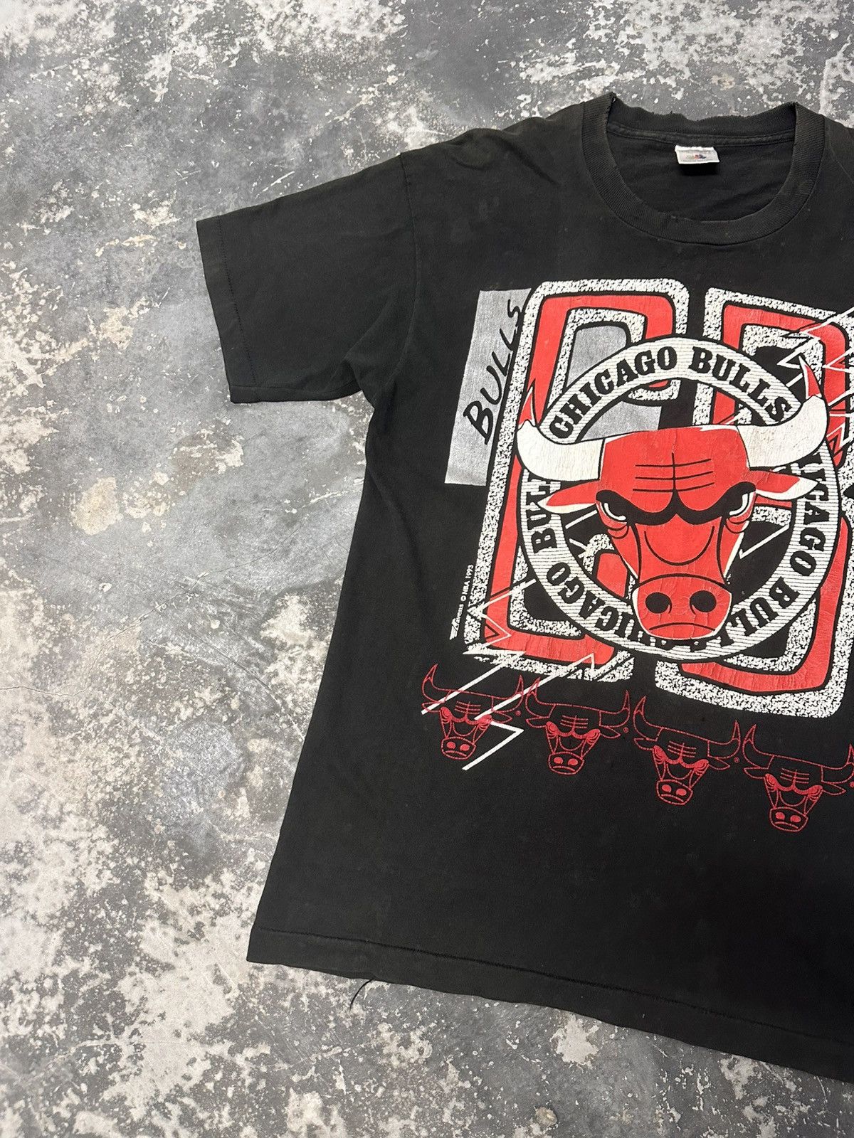 NBA × Vintage Vintage 90s Chicago Bulls T-Shirt NBA Graphic Tee Basketball Size US L / EU 52-54 / 3 - 2 Thumbnail