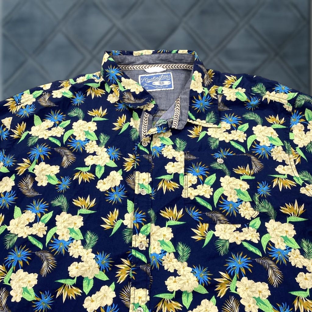 Vintage VINTAGE Huntington Beach Club Shirt Mens Big 4X Blue Floral Short Sleeve Button Up Size US XXL / EU 58 / 5 - 1 Thumbnail