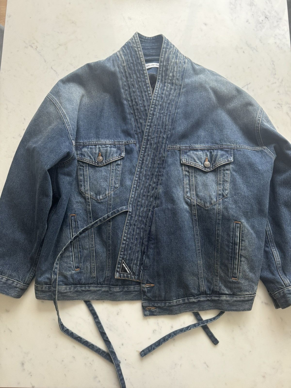 Balenciaga Balenciaga Quilted Padded Puffer Oversized Kimono Jacket Size US S / EU 44-46 / 1 - 1 Thumbnail