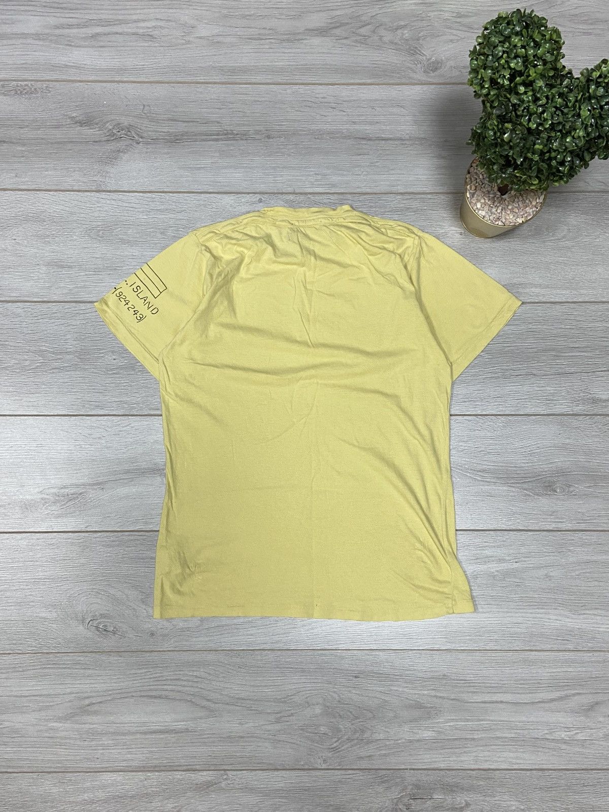Vintage Stone Island denims vintage compass logo t-shirt Size US L / EU 52-54 / 3 - 10 Thumbnail