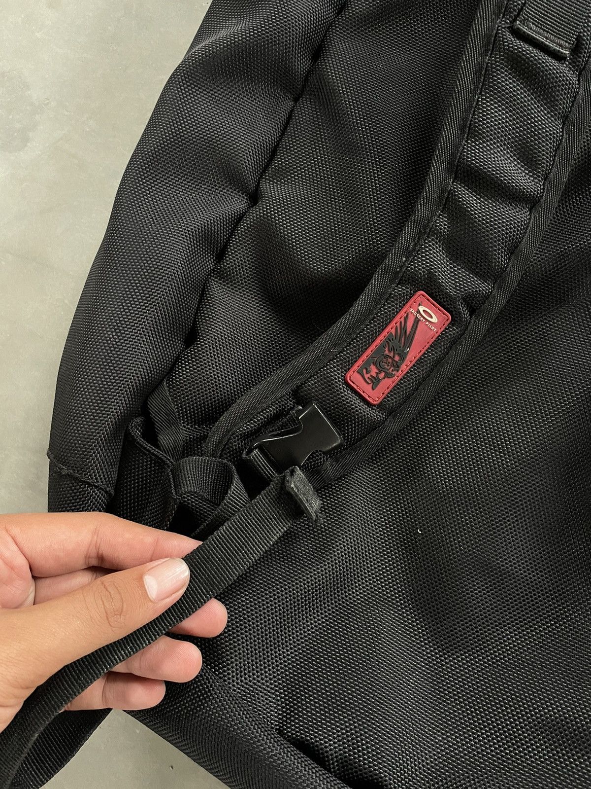 Oakley Vintage Oakley Software Backpack Slingbag Icon Size ONE SIZE - 16 Thumbnail