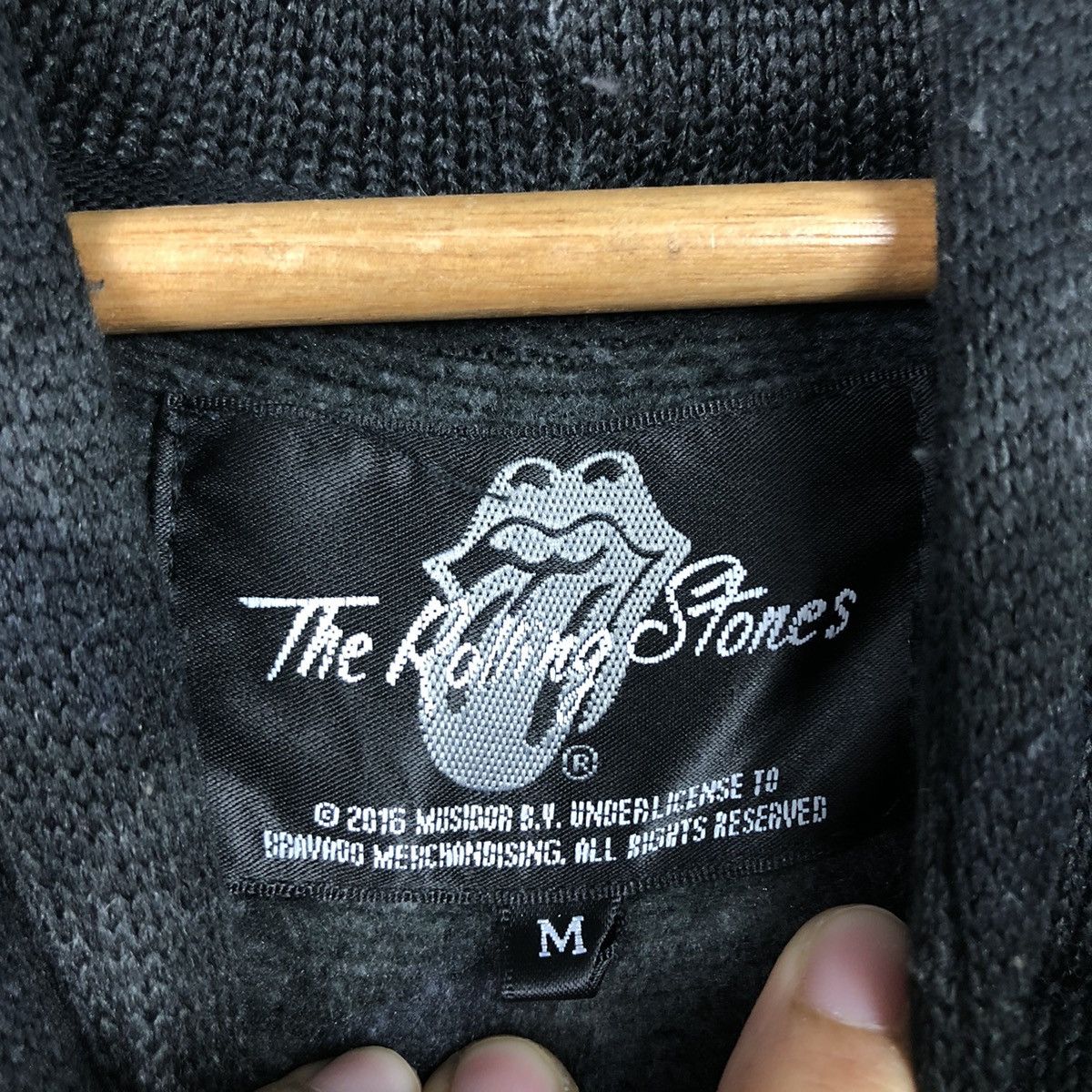 Band Tees × Japanese Brand 📌Vintage Hoodie Pull Over The Rolling Store Big Logo Size US M / EU 48-50 / 2 - 16 Thumbnail