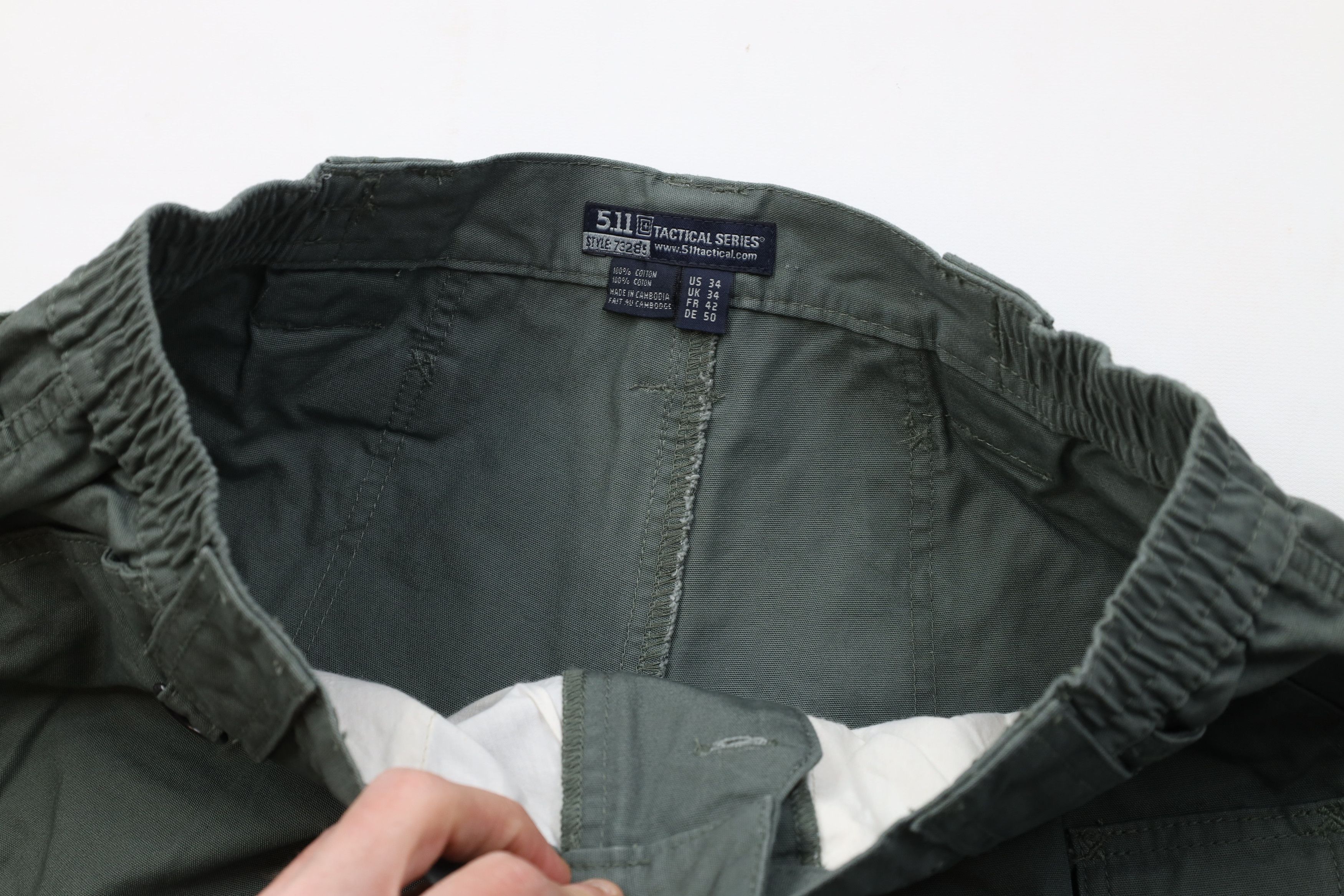 Vintage Vintage 5.11 Tactical Uniform Cargo Shorts Green Cotton Size US 34 / EU 50 - 6 Thumbnail