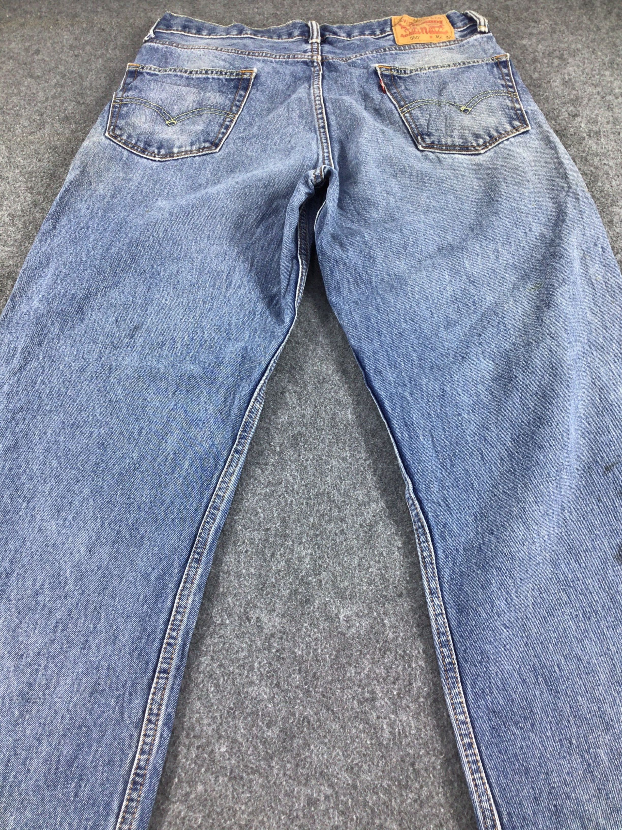 Levi's Vintage Levis 550 Jeans Dirty Faded Blue -J569 Size US 35 - 4 Thumbnail