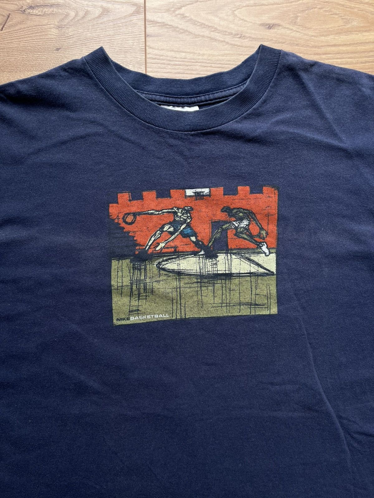Nike 90’s NIKE BASKETBALL FADED BIG LOGO TEE Y2K SWOOSH RETRO Size US L / EU 52-54 / 3 - 2 Thumbnail