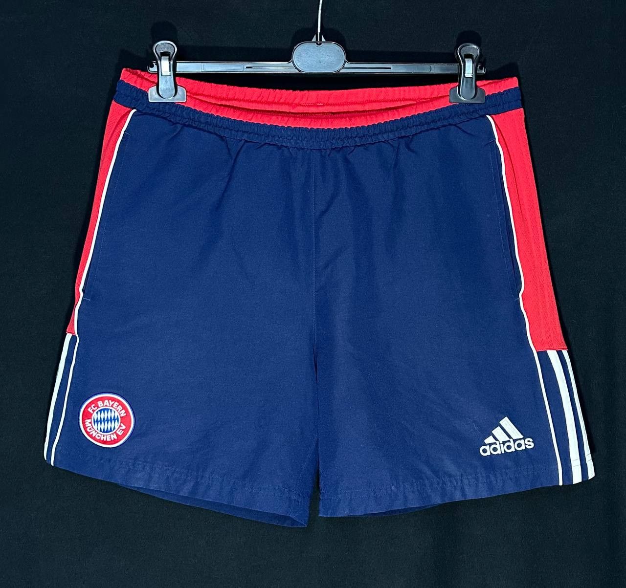 Pin's Logo (par 2) | FC Bayern Munich Boutique