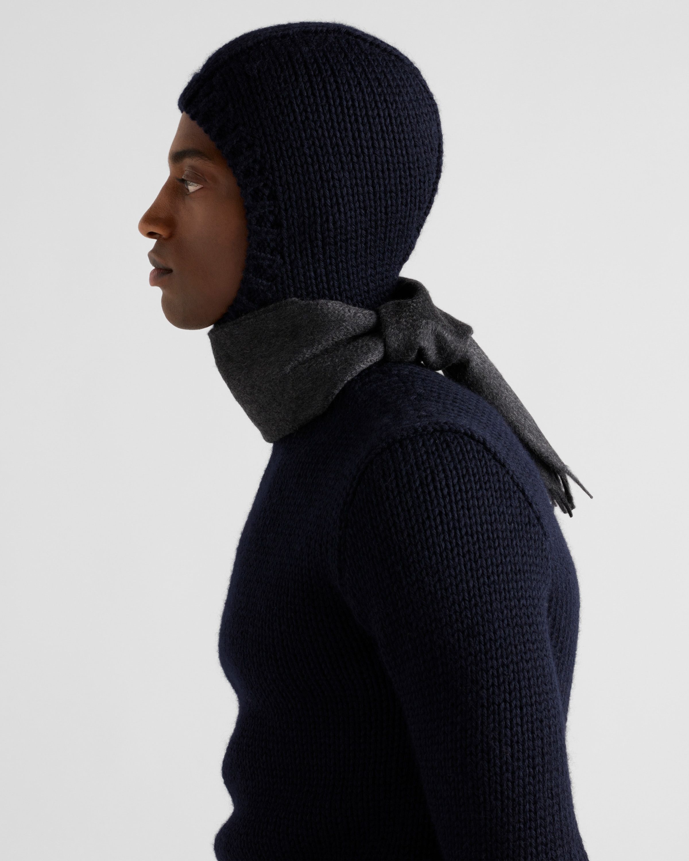 Prada o1bcso1str1025 Wool Hooded Sweater in Navy Size US S / EU 44-46 / 1 - 3 Thumbnail