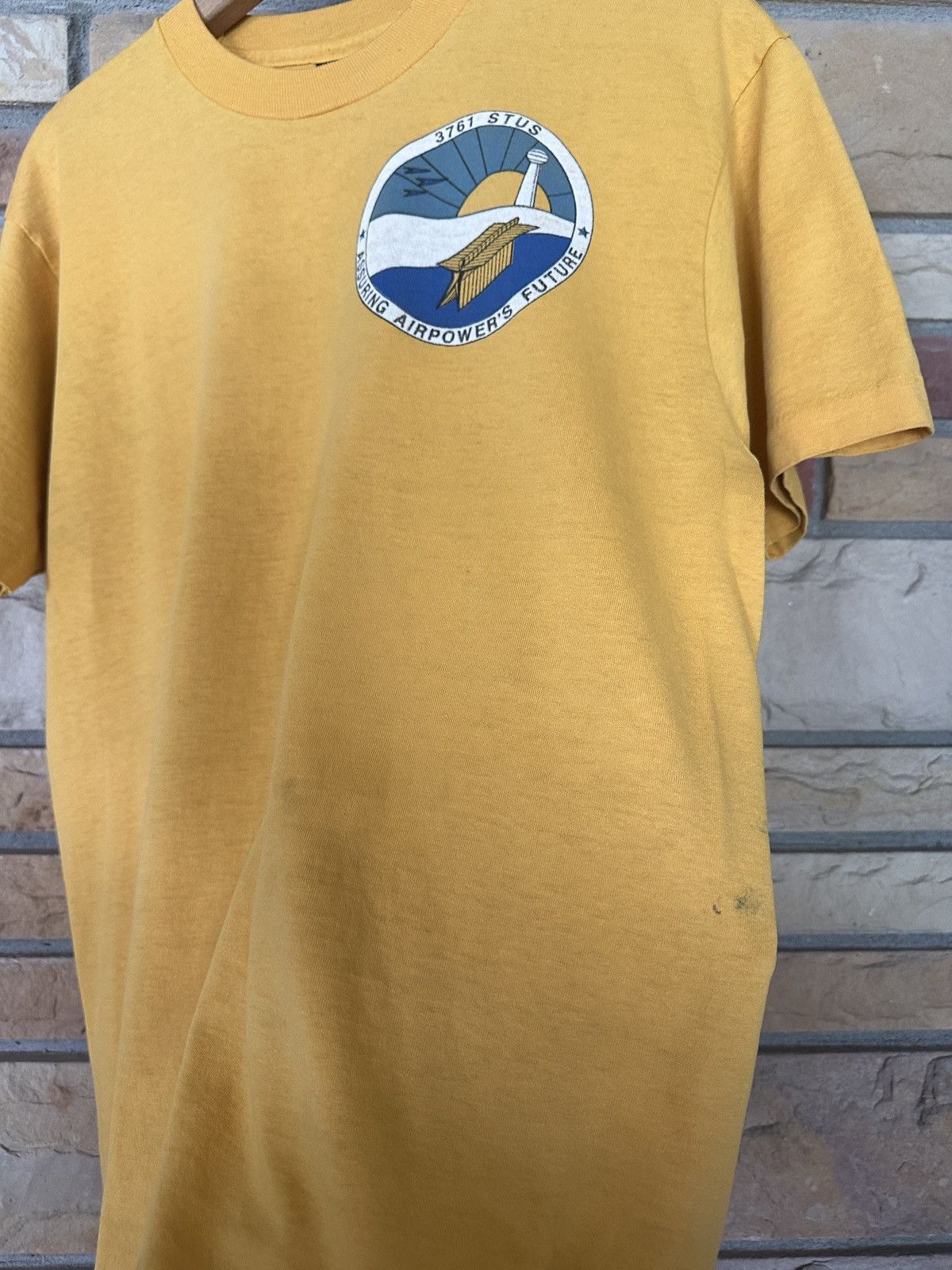 Vintage Vintage 80s USAF Squadron Graphic Tee Size US L / EU 52-54 / 3 - 4 Thumbnail