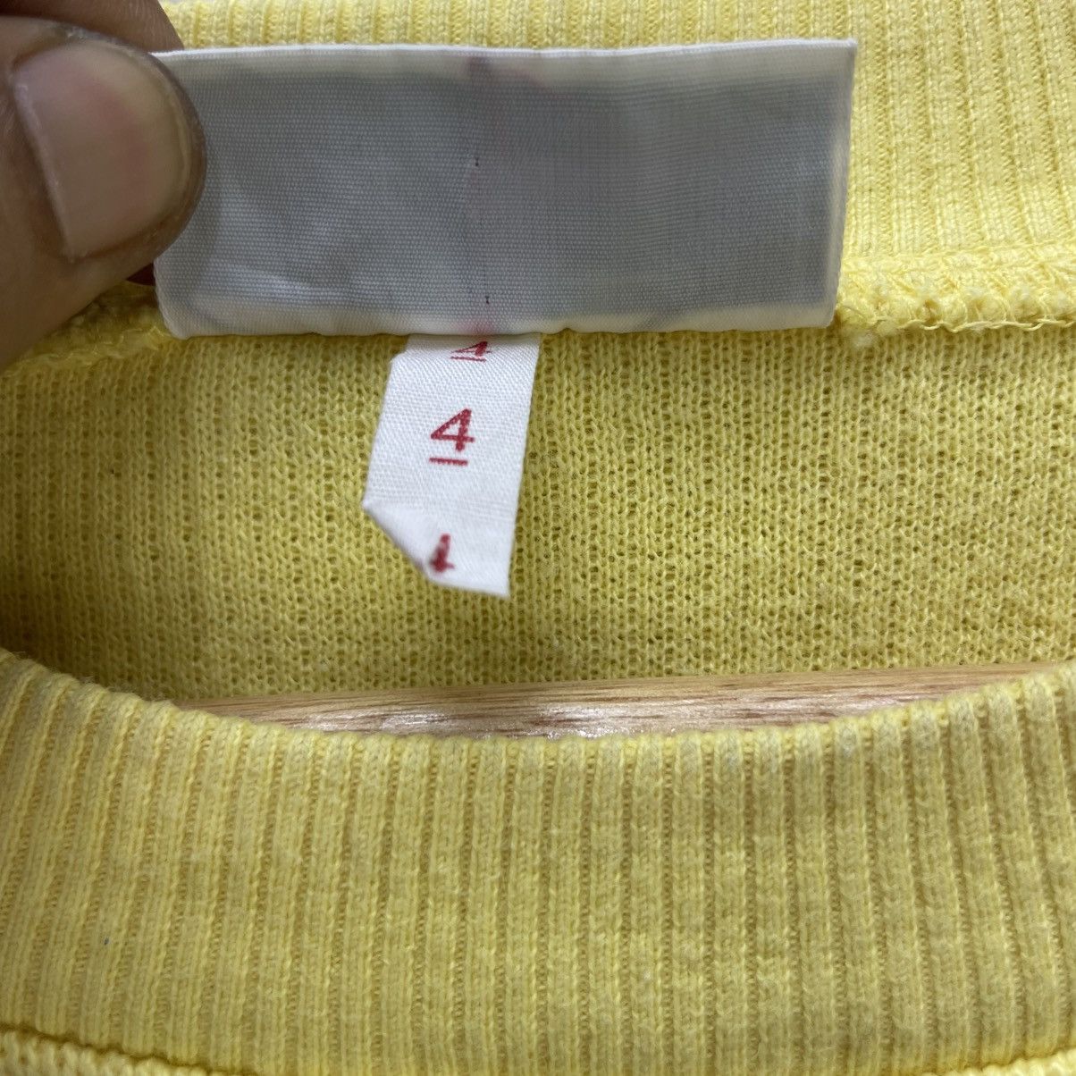 Lacoste 💥Vintage Lacoste Small Logo Crewneck Pull Sweatshirt Size US M / EU 48-50 / 2 - 6 Thumbnail