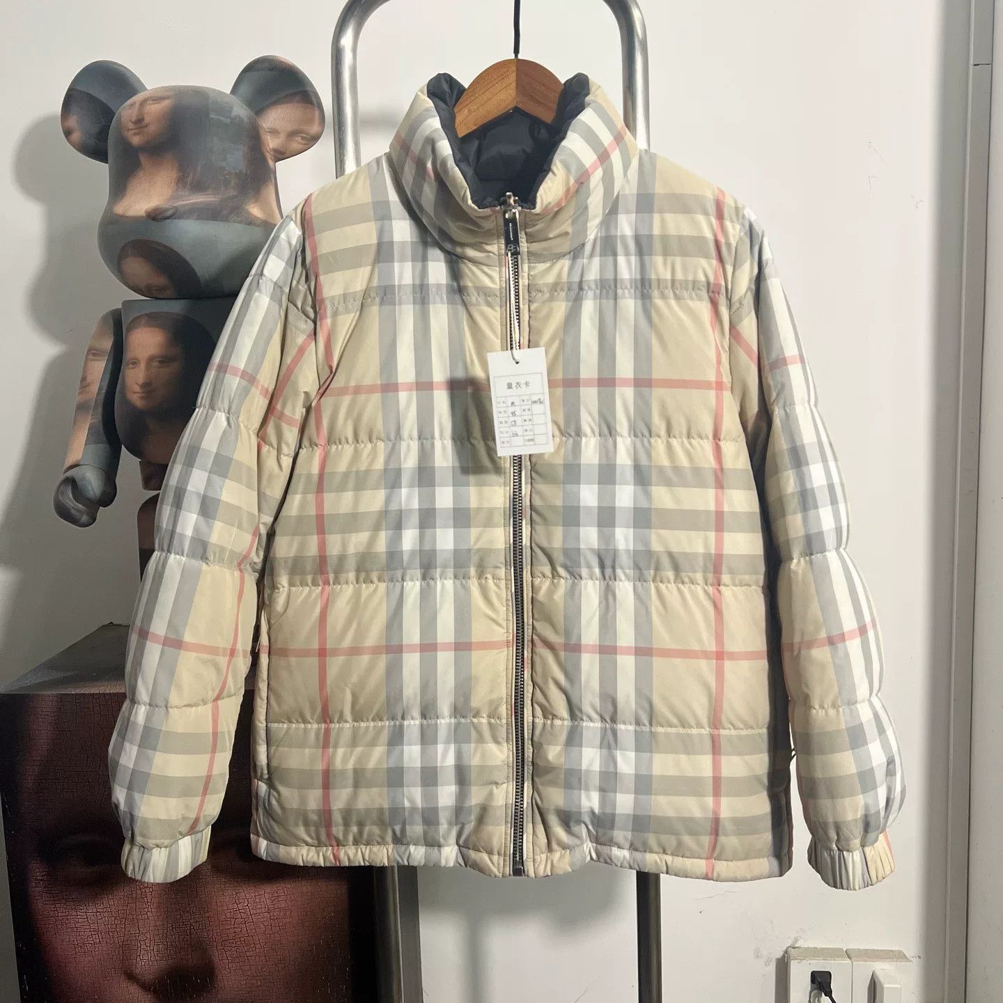 Burberry Burberry Down Plaid Heavy Coat m Men Size US M / EU 48-50 / 2 - 1 Thumbnail