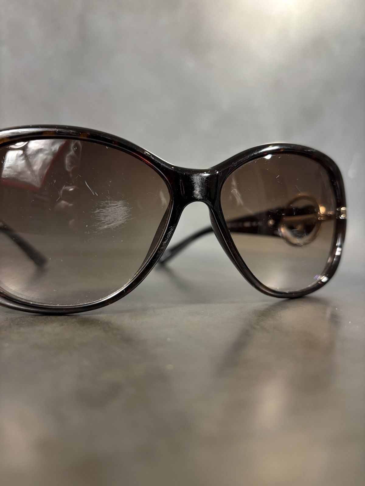 Juicy Couture 2010s Juicy Couture Sunglasses Scarlet Heart Queen of Everyt Size ONE SIZE - 20 Thumbnail