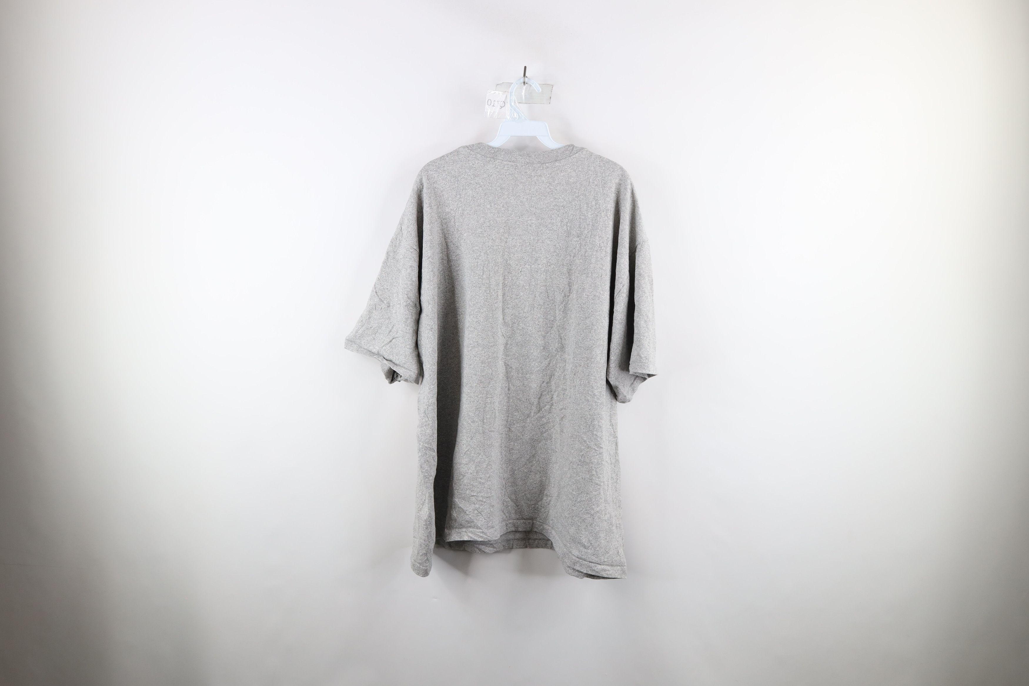 Vintage Vintage 90s Out University of Iowa Football T-Shirt Gray USA Size US XXL / EU 58 / 5 - 6 Thumbnail