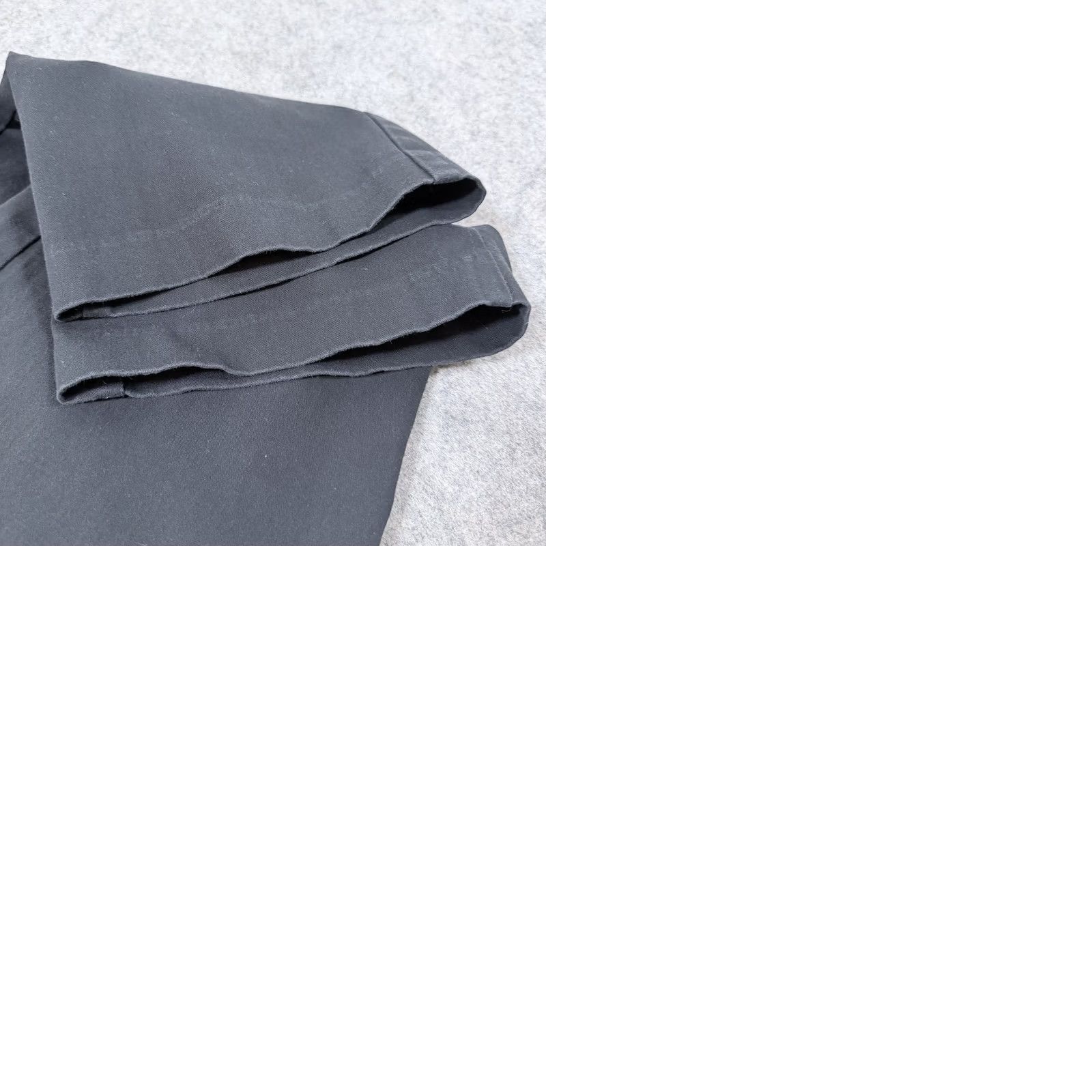 Perry Ellis Perry Ellis Casual Chino Pants Mens Size 36 Regular Black 33.5x29.25 Flat Front Pockets 90s City Preppy USA Modern Western Wedding Workwear Standards Size US 36 / EU 52 - 12 Thumbnail