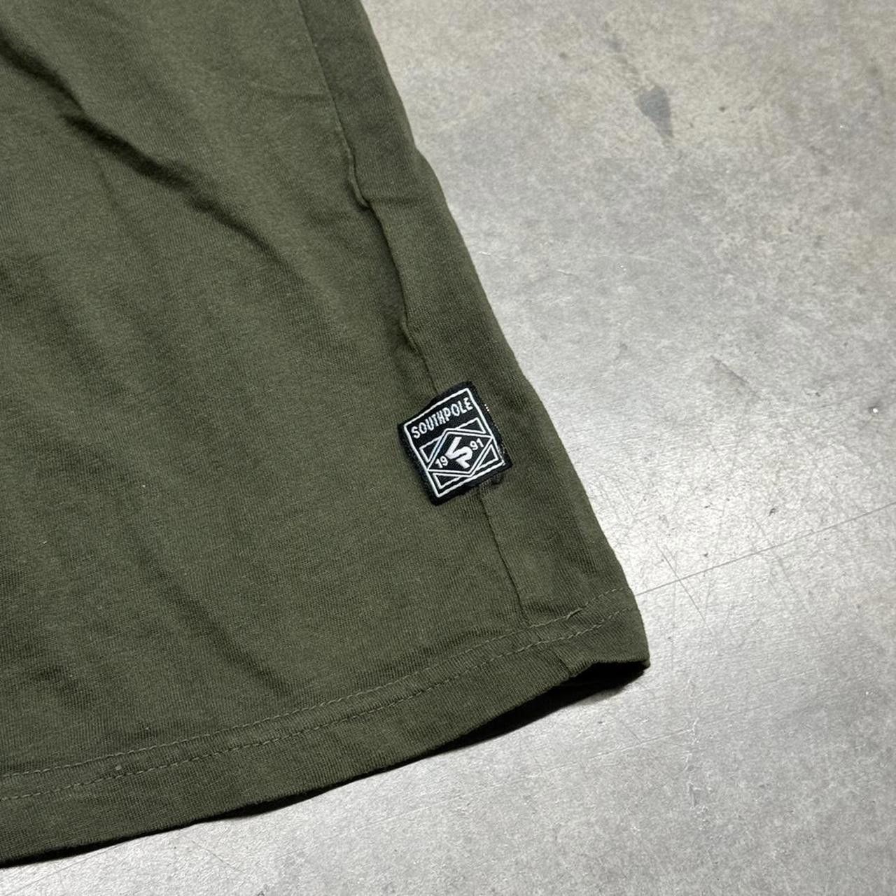Southpole × Vintage Vintage Y2K Green & Gold Southpole Eagle V Neck T-Shirt Size US L / EU 52-54 / 3 - 4 Thumbnail