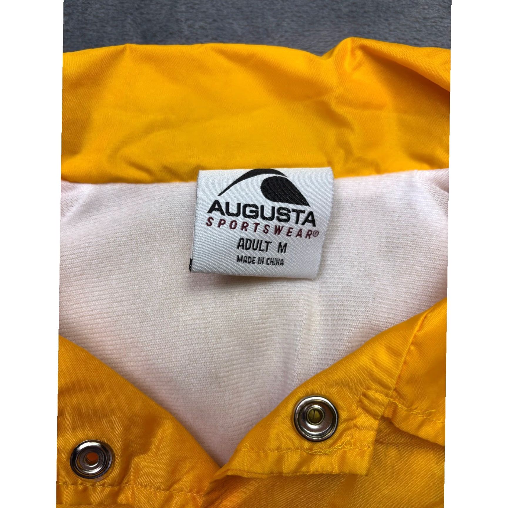 Augusta Sportswear VINTAGE Augusta Sportswear Coach Jacket Mens M Yellow Freedom Hill Embroidered Logo Snap Windbreaker Size US M / EU 48-50 / 2 - 4 Thumbnail