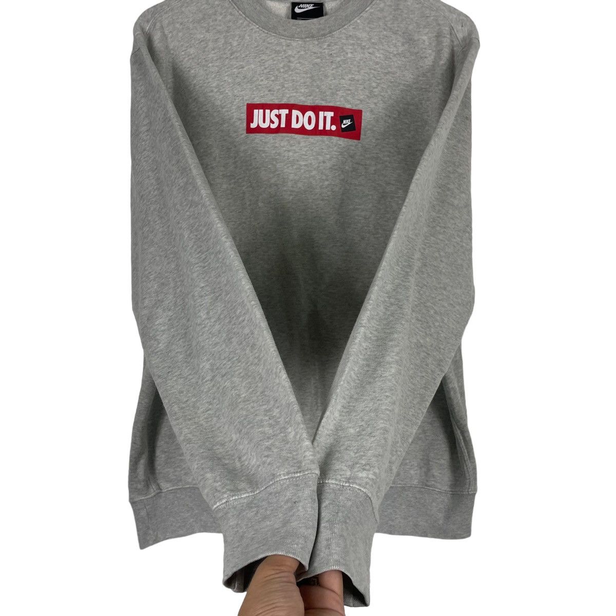 Nike 💥NIKE JDI BOX LOGO CREWNECK SWEATSHIRT Size US M / EU 48-50 / 2 - 7 Thumbnail