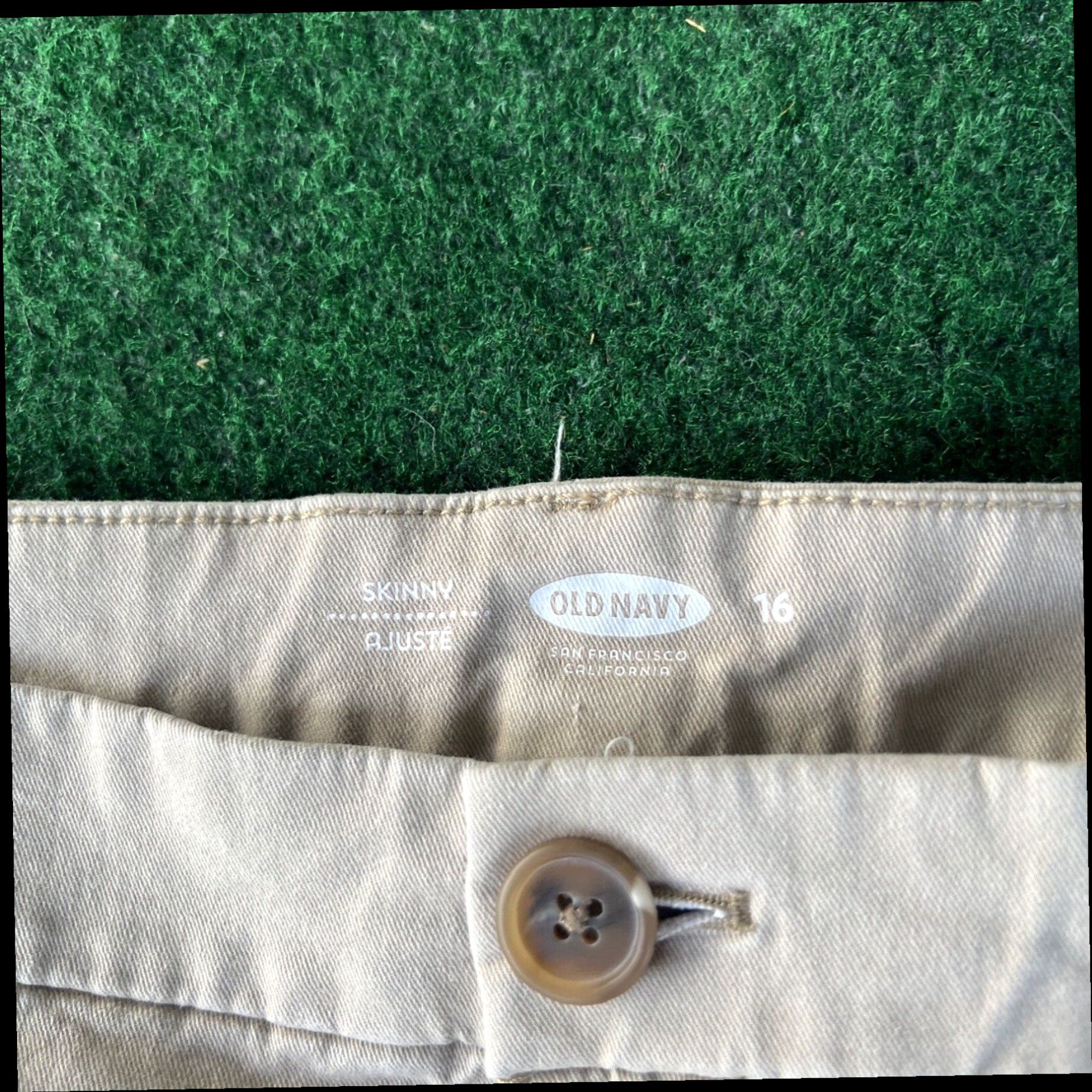 Old Navy Old Navy Skinny Khakis Womens Size 16 38x30 Size ONE SIZE - 3 Thumbnail