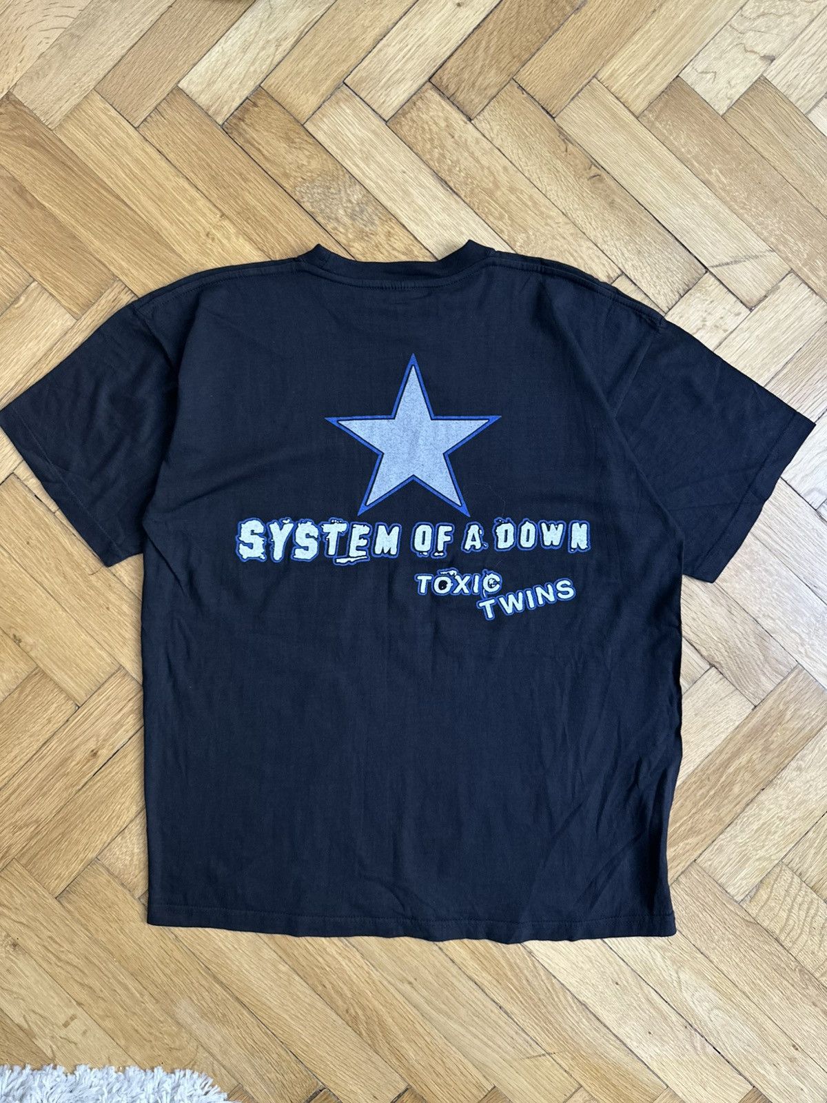 Vintage System of a Down Toxic Twins 2000s Rare Rock Band T- Shirt Size US L / EU 52-54 / 3 - 2 Thumbnail