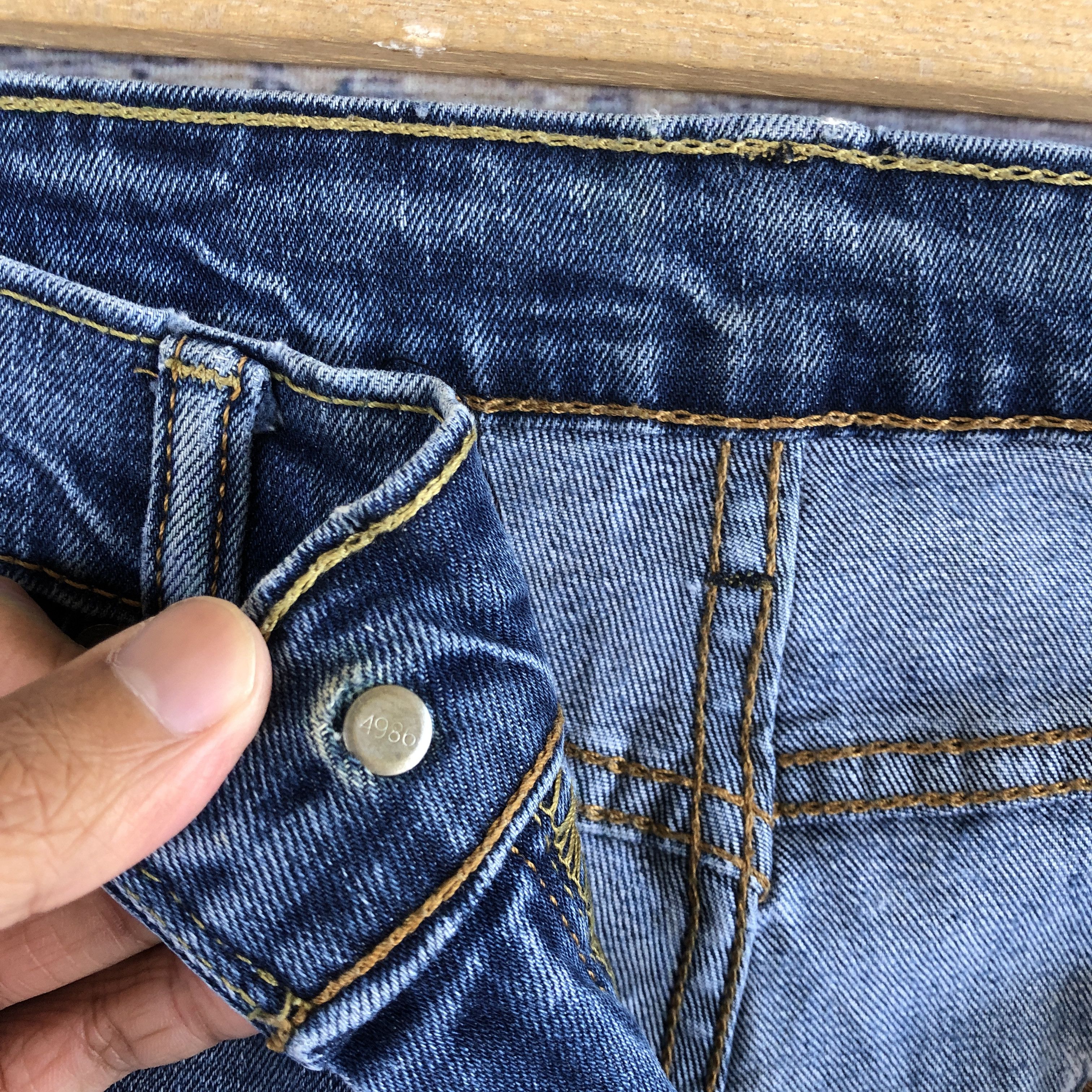 Levi's Vintage Levis Distressed Jeans Levi's 507 Denim Skinny Pants Size US 32 / EU 48 - 7 Thumbnail